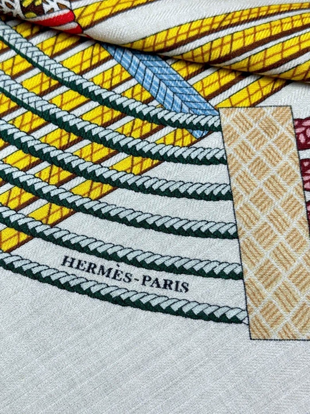    HERMES I Dressage Tressage
2024秋冬
Dressage Tressa