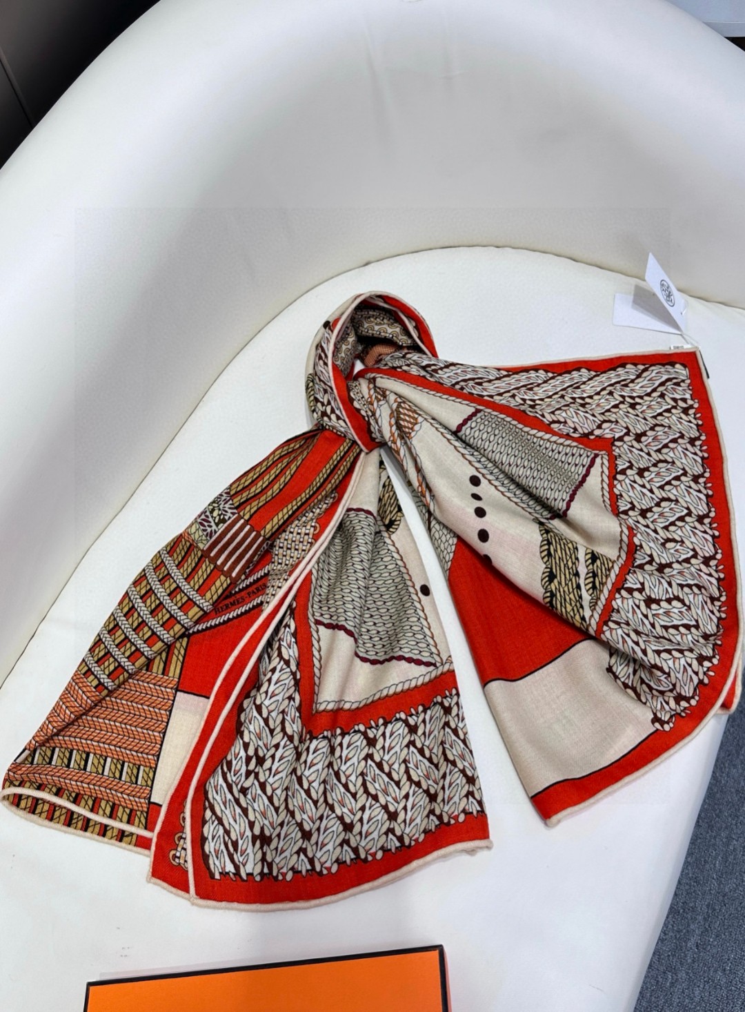    HERMES I Dressage Tressage
2024秋冬
Dressage Tressa
