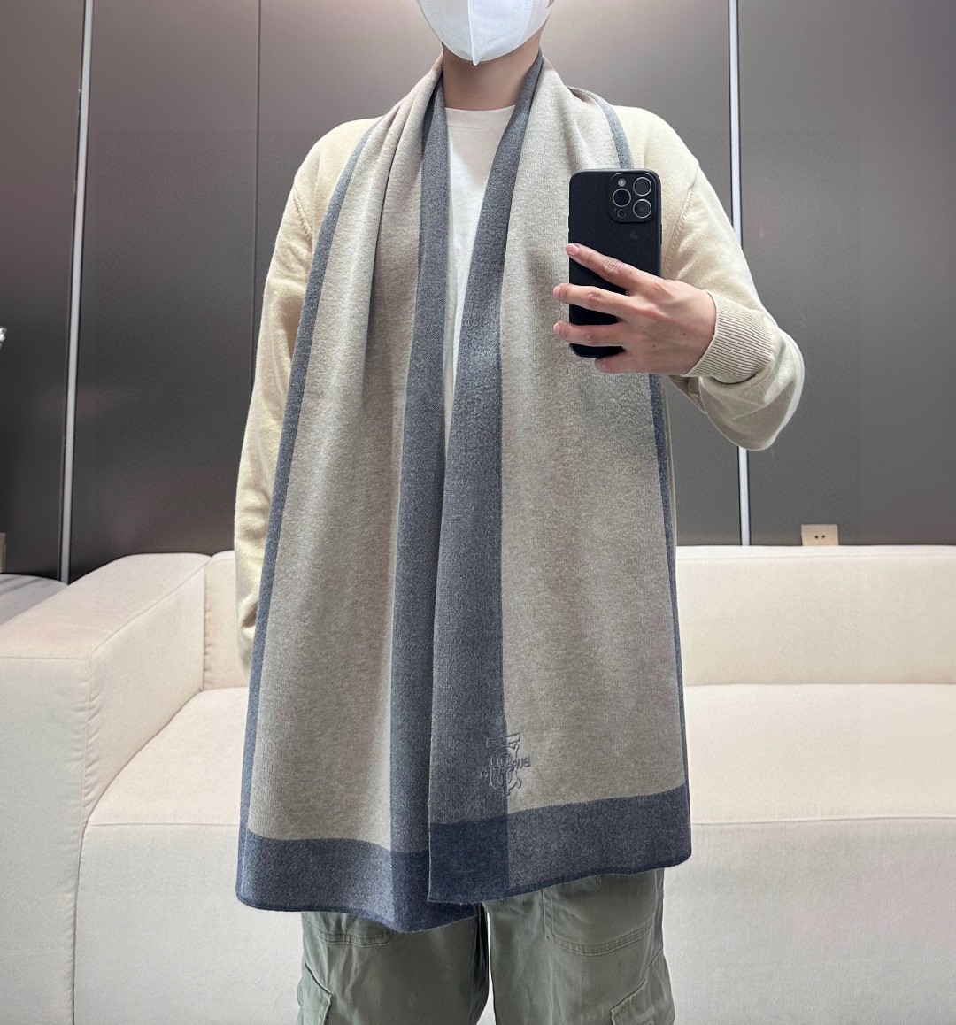  Burberry爆款上新 高端男士围巾👍【TB羊绒格纹】独家牛货🐂  奢华尽在尺寸之间，高端品质‼️具