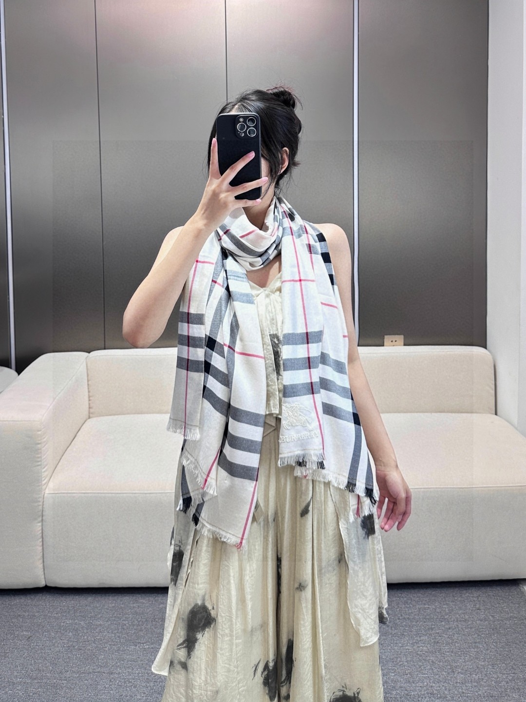   巴宝莉正装系列货 专供旗舰店的viP 💍💍💍顶级苏格兰进口山羊绒  🎆无比的高贵优雅 知性的款式 🎀