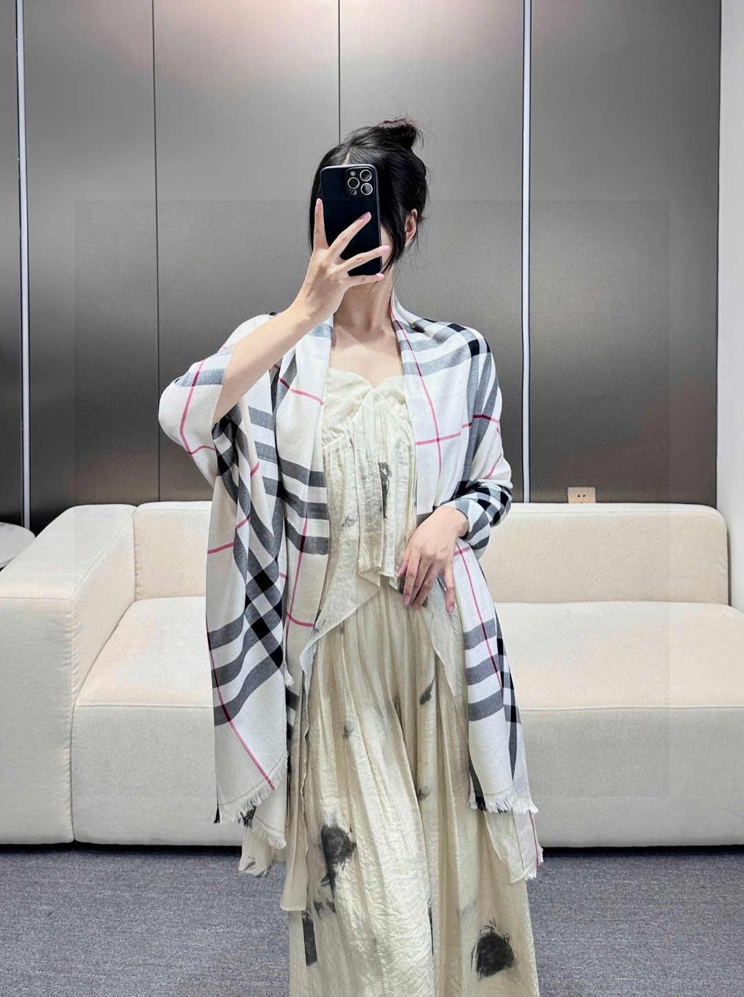   巴宝莉正装系列货 专供旗舰店的viP 💍💍💍顶级苏格兰进口山羊绒  🎆无比的高贵优雅 知性的款式 🎀