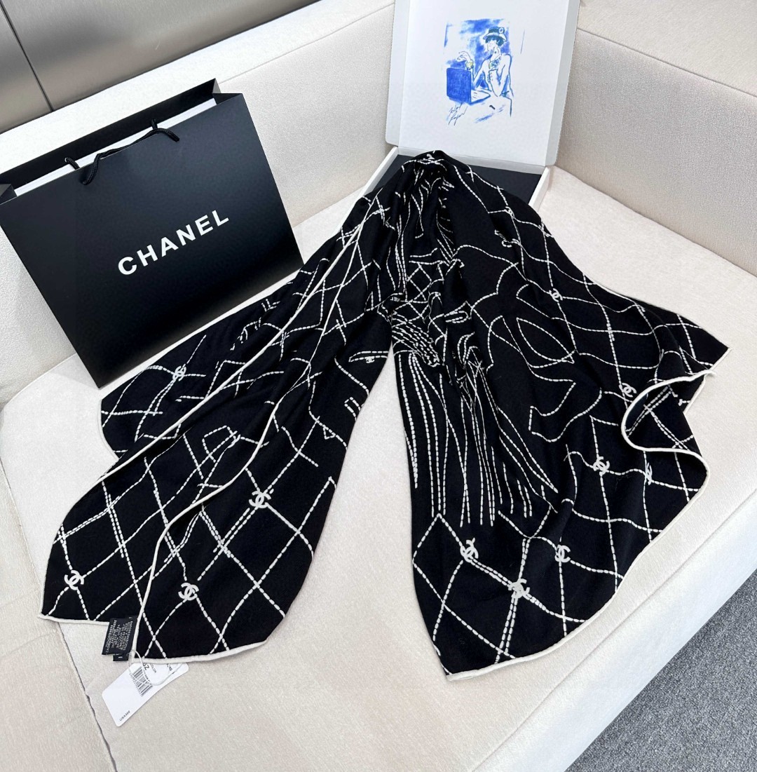 香奈儿上新❤️【提花丝绒款】
Chanel 【▪️温柔而娴静,箱包logo优雅气质!】柔软顺滑的感