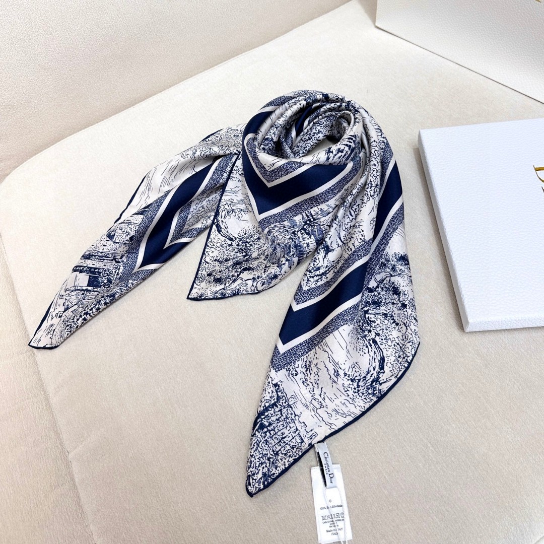 
𝐃𝐈𝐎𝐑 𝟐𝟓早春新款《苏格兰茹伊丝巾》
Size：90x90cm 100%真丝斜纹绸 16mm原单克