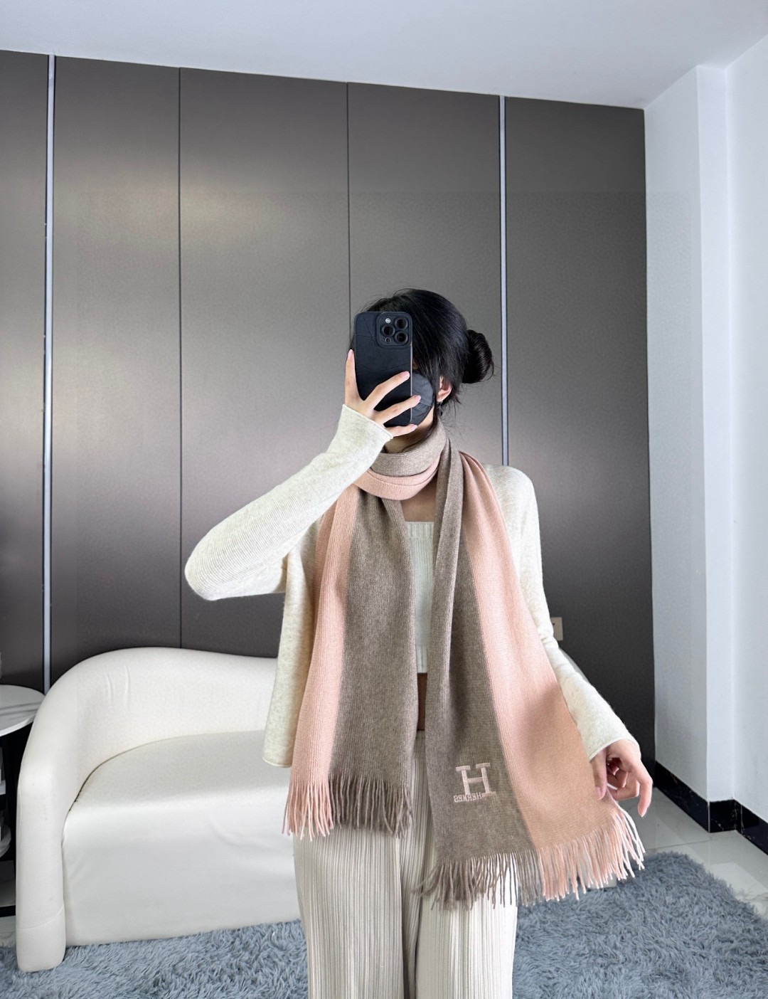 Hermes-inspired Unisex Cashmere Scarf - Classic Design, Timeless Style 3 a1749822214035 4128