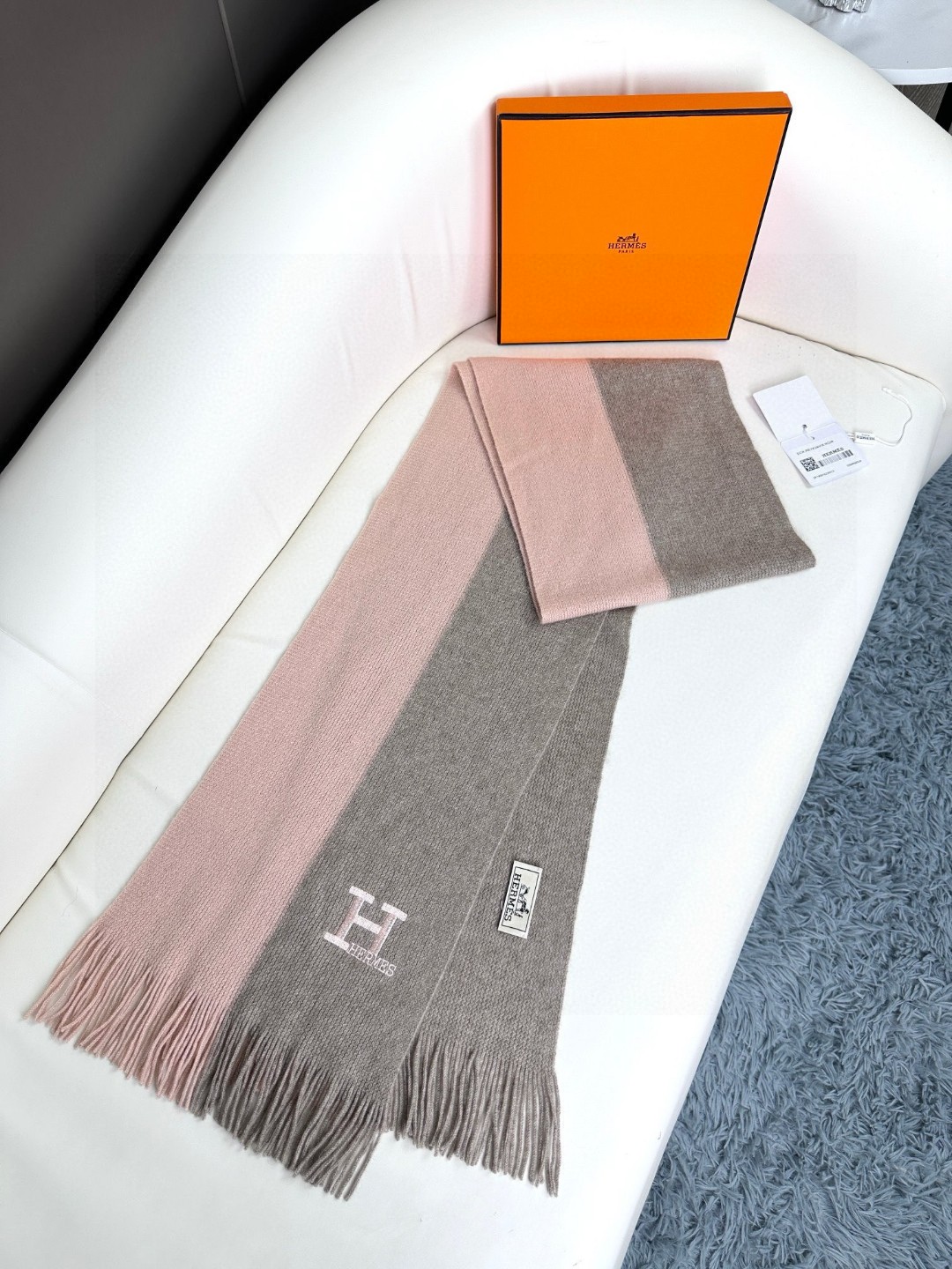 Hermes-inspired Unisex Cashmere Scarf - Classic Design, Timeless Style 6 a1749822214035 7762