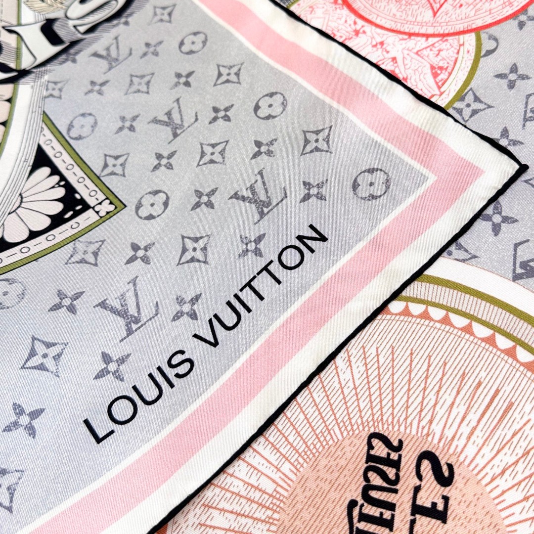 𝐋𝐨𝐮𝐢𝐬 𝐕𝐮𝐢𝐭𝐭𝐨𝐧 • 𝟐𝟓ꫛꫀꪝ《复古海报》Size：90x90cm 100%斜纹真丝 18m