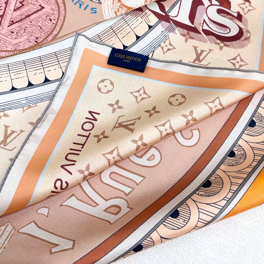 𝐋𝐨𝐮𝐢𝐬 𝐕𝐮𝐢𝐭𝐭𝐨𝐧 • 𝟐𝟓ꫛꫀꪝ《复古海报》Size：90x90cm 100%斜纹真丝 18m