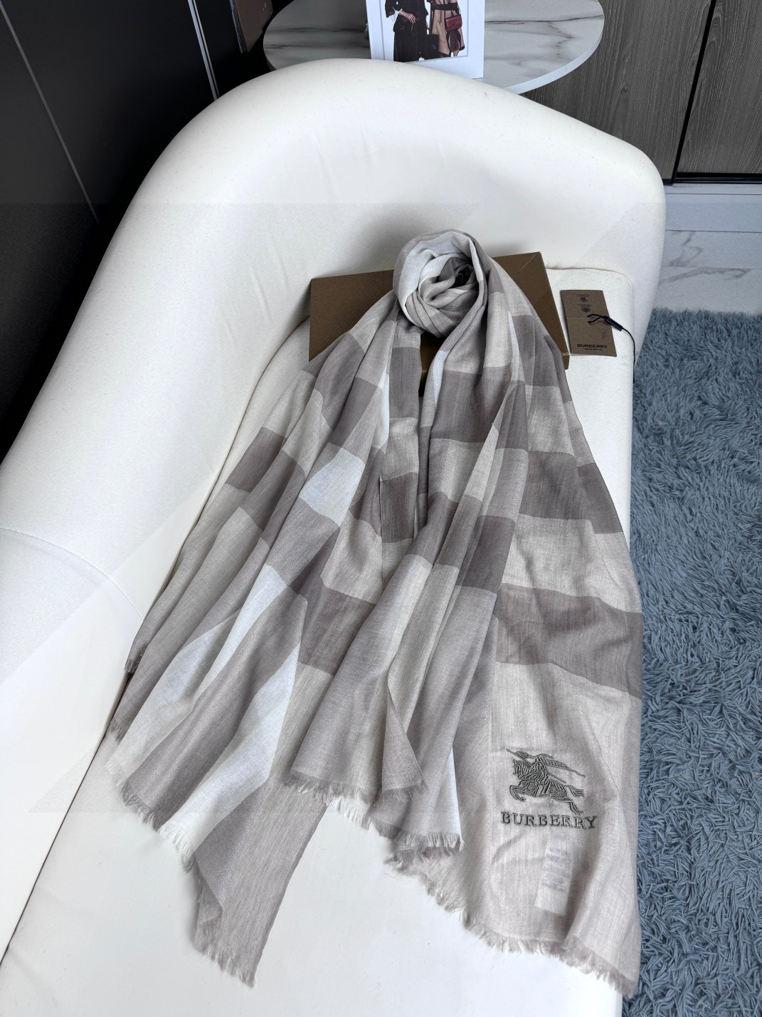 上新！2023年巴宝莉正装系列货 专供旗舰店的viP 💍💍💍顶级苏格兰进口山羊绒  🎆无比的高贵优雅 知