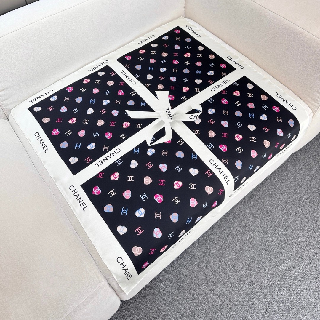  ✨✨CHAMEL【小香蝴蝶结90】真丝方巾‼️抢‼️VIP推荐  ‼️👍下手一定要快【高端  大爱❤️