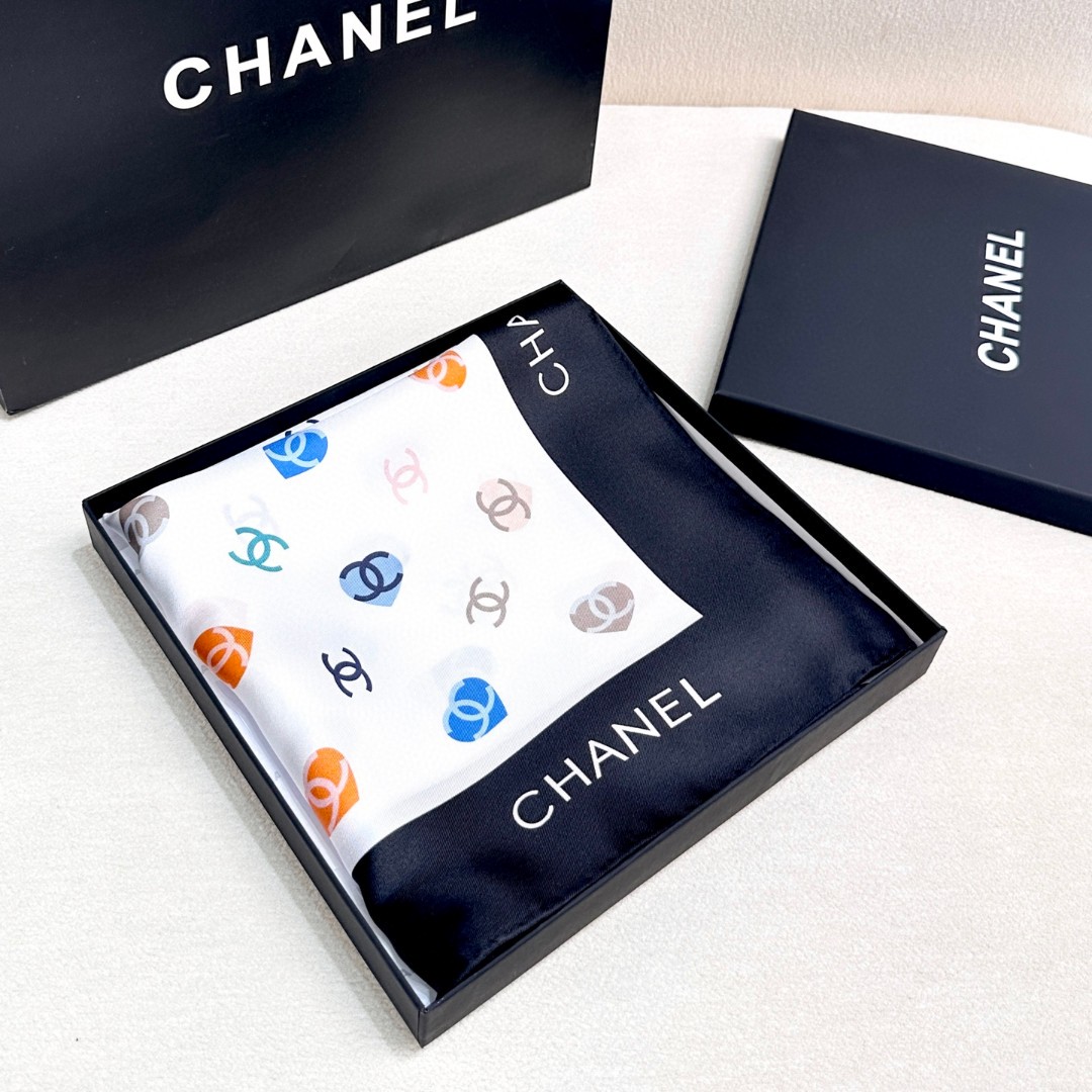  ✨✨CHAMEL【小香蝴蝶结90】真丝方巾‼️抢‼️VIP推荐  ‼️👍下手一定要快【高端  大爱❤️