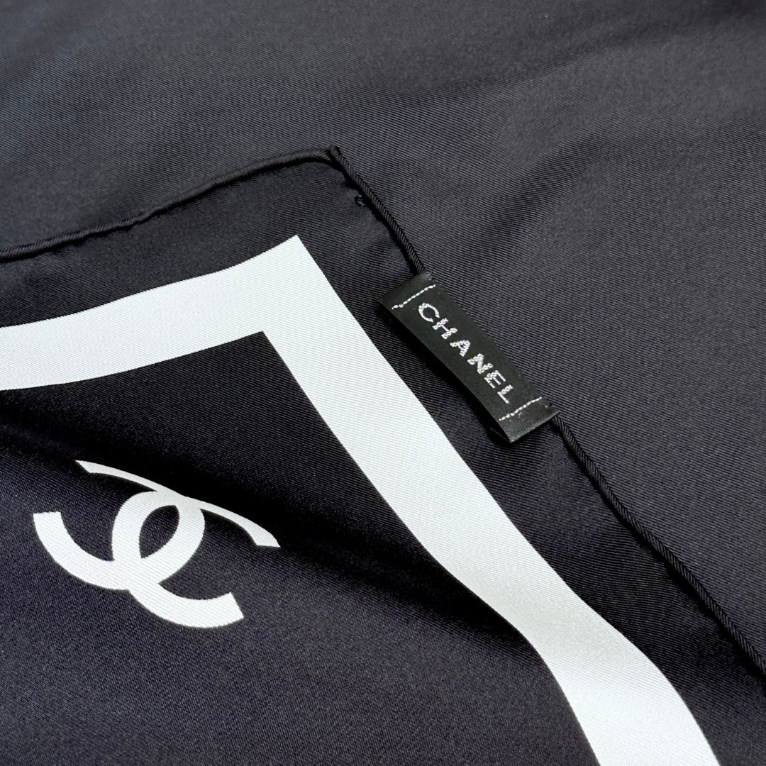 18姆米双面 14姆米单面太！好！看！无法被低估的灵魂简约， Chanel 24K cc最🆕最简约的真丝