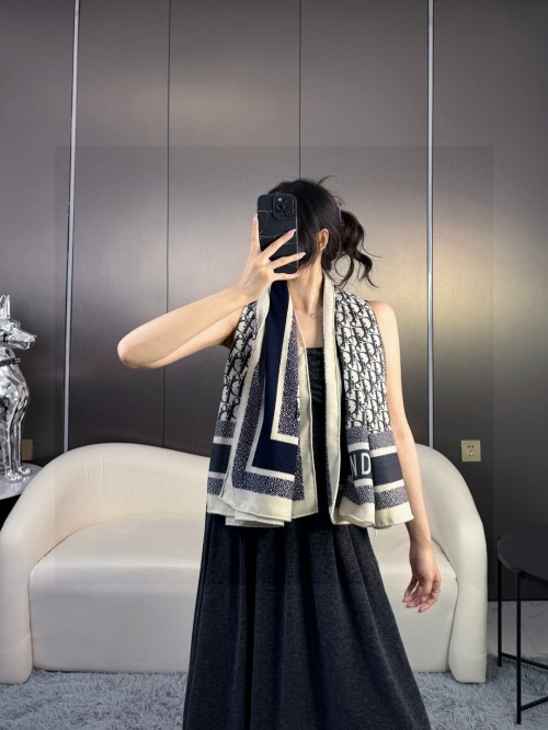 Dior Oblique Double-Sided Square Scarf - Silk & Wool Blend - 140cm 1 Dior Oblique Double-Sided Square Scarf - Silk & Wool Blend - 140cm