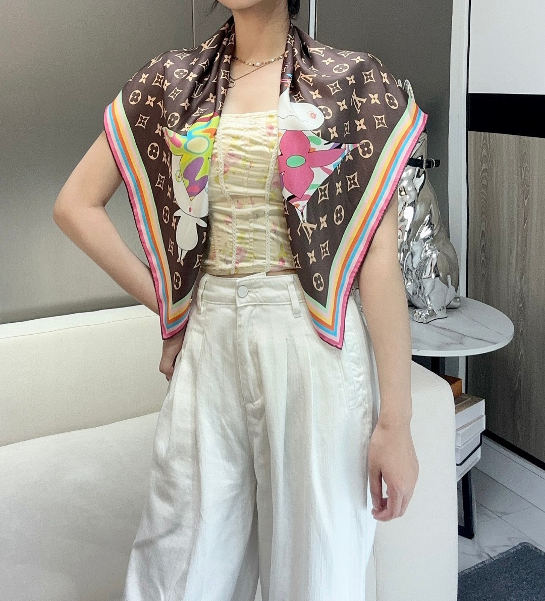 LV x TM SUPERFLAT 90 方巾【18mm顶级真丝双面同色丝巾】桑蚕丝方巾出自路易威登 x