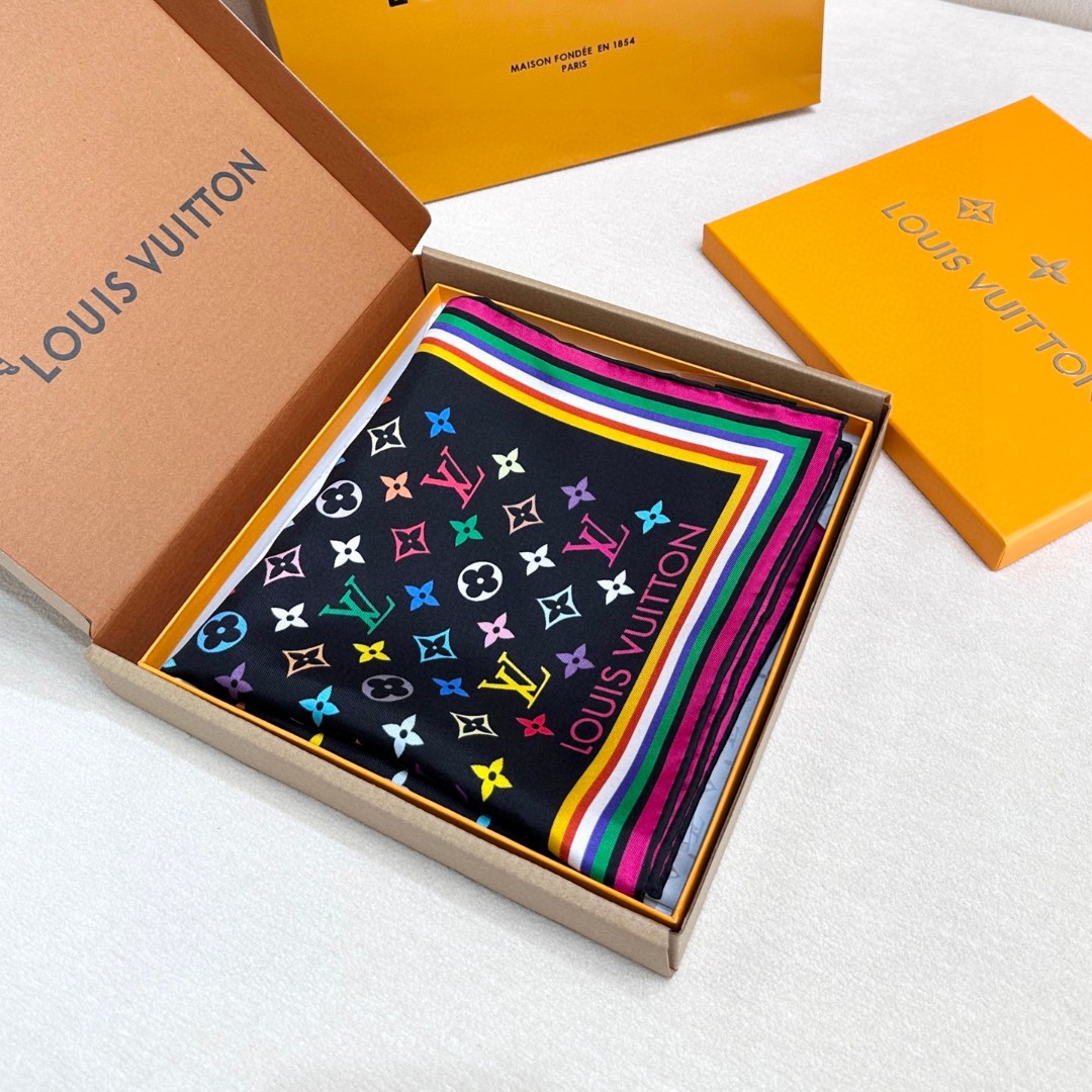 16姆米单面  18姆米双面      LV x TM 90 方巾
【18mm顶级真丝双面同色丝巾】
L