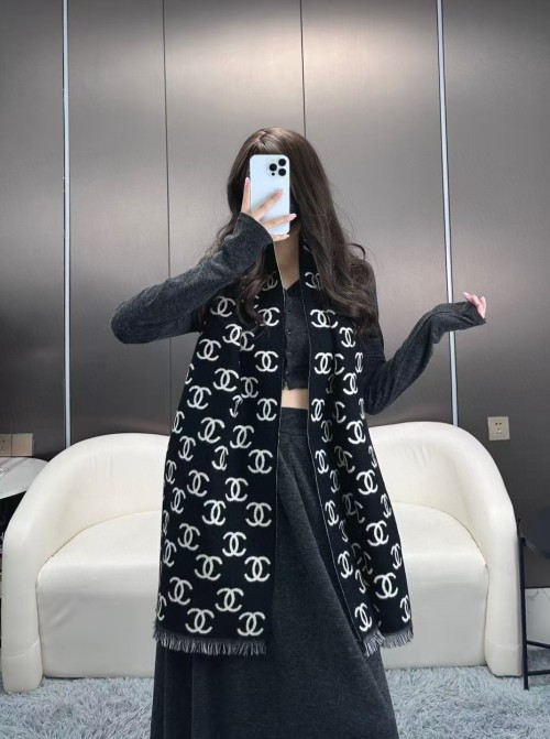 Elegant Wool Cashmere Scarf with Iconic CC Logo Design, Soft and Warm Shawl 1 Elegant Wool Cashmere Scarf with Iconic CC Logo Design, Soft and Warm Shawl