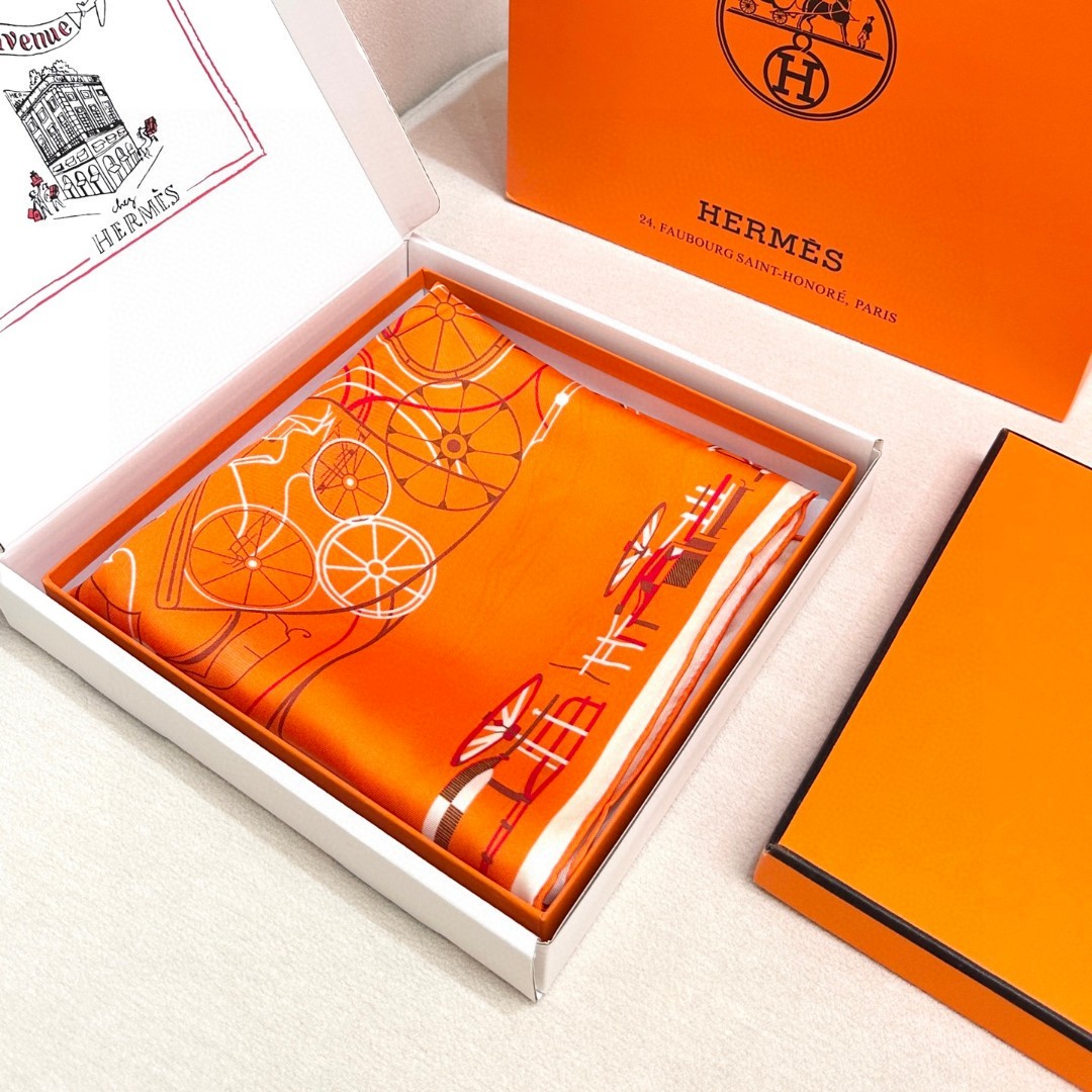 𝐇𝐞𝐫𝐦𝐞𝐬 • 𝟐𝟒𝐍𝐞𝐰 《马术的错综交叠》100%真丝方巾 90x90cm年度旗舰！H，今年最热门