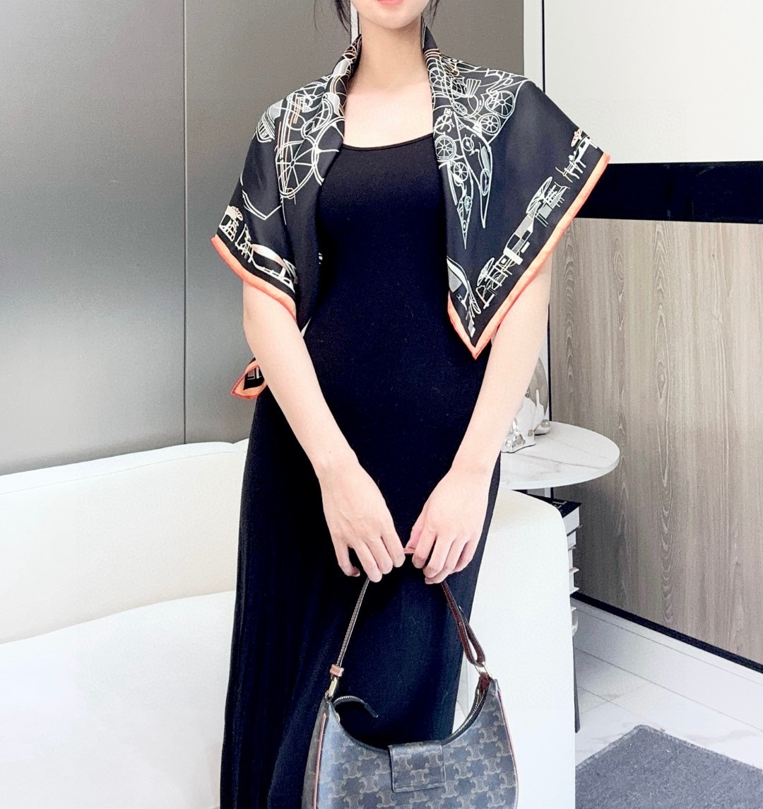 𝐇𝐞𝐫𝐦𝐞𝐬 • 𝟐𝟒𝐍𝐞𝐰 《马术的错综交叠》100%真丝方巾 90x90cm年度旗舰！H，今年最热门