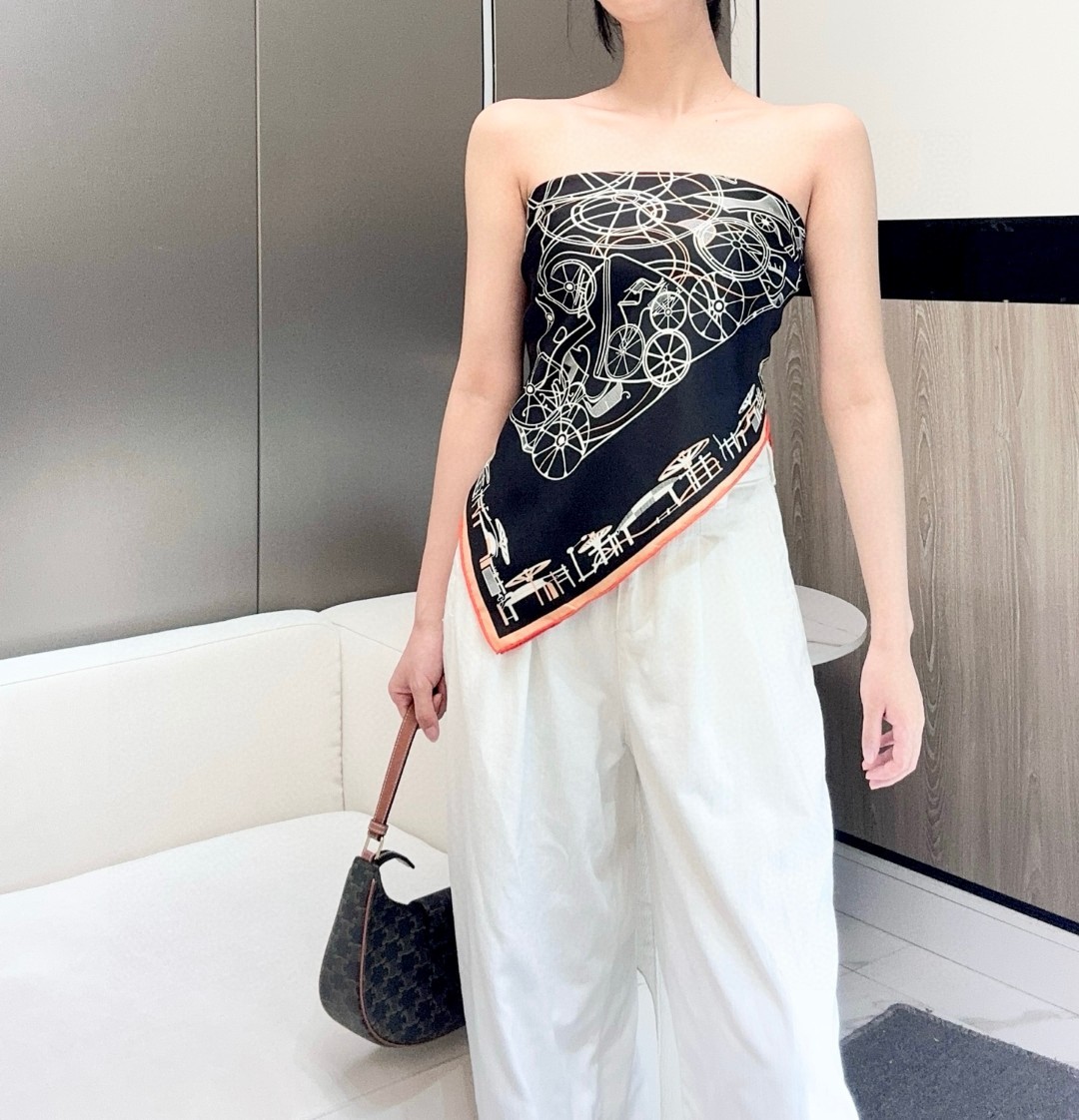 𝐇𝐞𝐫𝐦𝐞𝐬 • 𝟐𝟒𝐍𝐞𝐰 《马术的错综交叠》100%真丝方巾 90x90cm年度旗舰！H，今年最热门