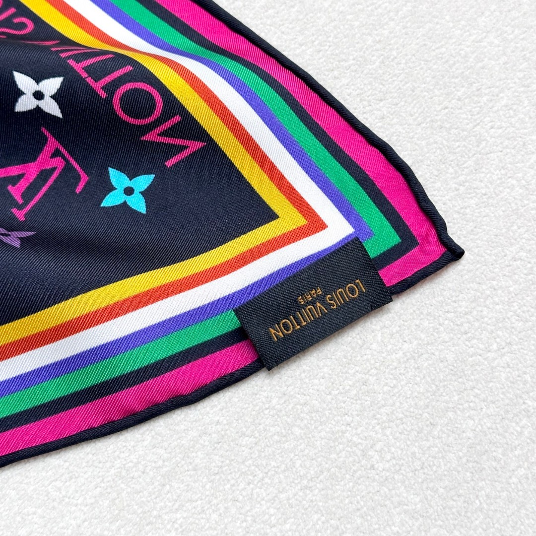 16姆米单面 18姆米双面 LV x TM 90 方巾【18mm顶级真丝双面同色丝巾】LV x TM M