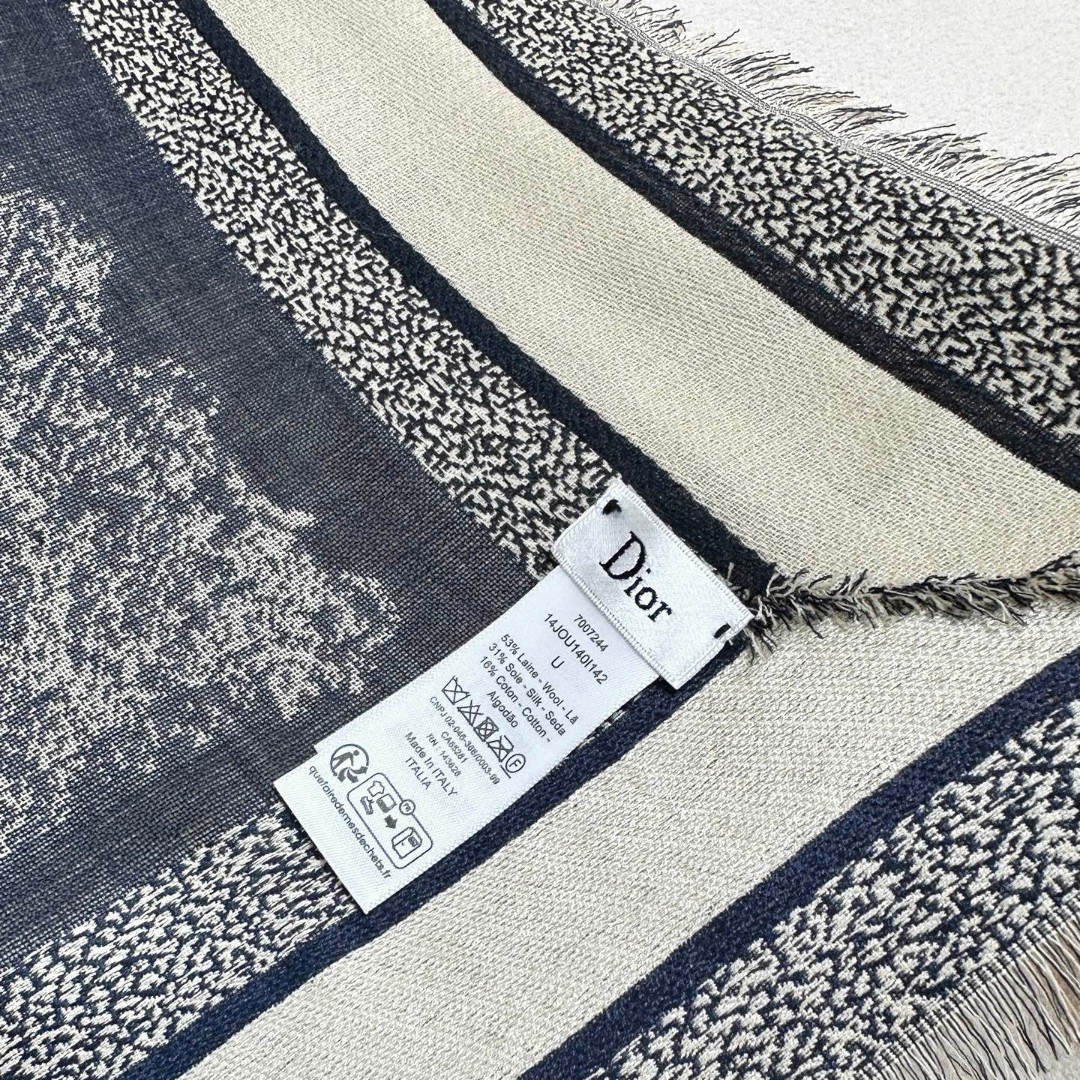  【茹伊印花】𝐃𝐈𝐎𝐑 茹伊印花是近两年又一标志性元素～ 多种动物以及植物为主的设计不分年龄不显老气_十