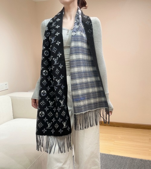 Louis Vuitton Reversible Cashmere Scarf with Monogram and Checkered Pattern 1 Louis Vuitton Reversible Cashmere Scarf with Monogram and Checkered Pattern