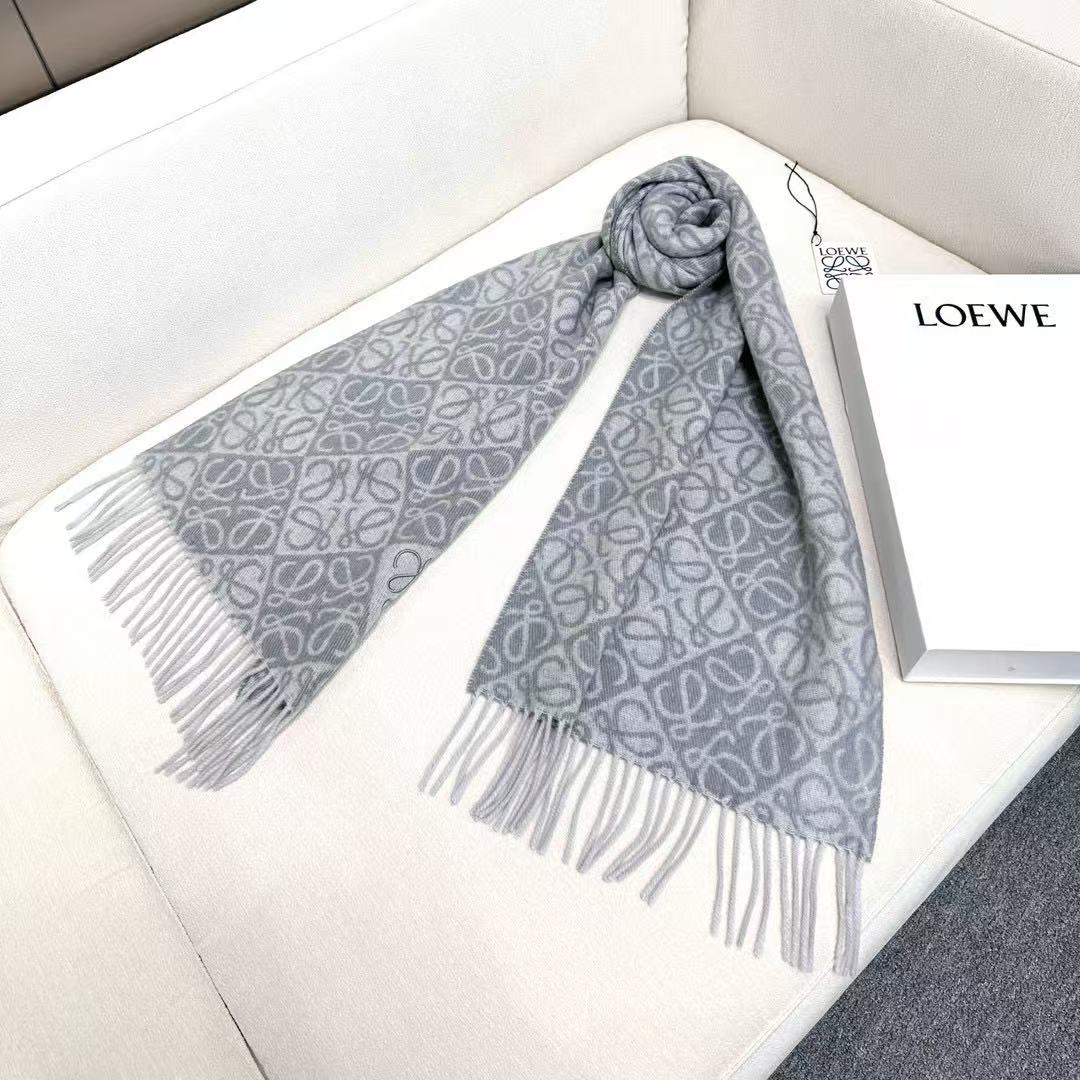 Loewe 罗意威LOEWE 2025最新款最火围巾 双面羊毛和羊绒围巾 点缀双色格纹 Anagram 缇花图案