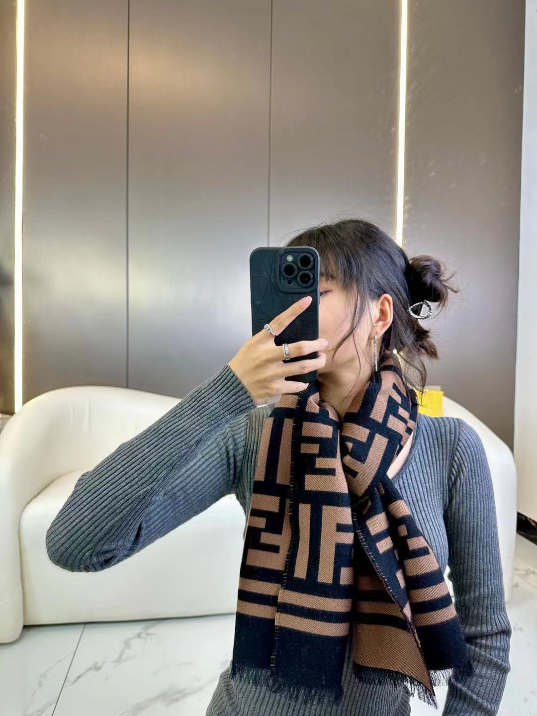 【▪️全网最好的Fendi！！王牌口碑款做特惠福利了❗️速度来抢，超值上头❗️】吊打乱七八糟的版本，最好