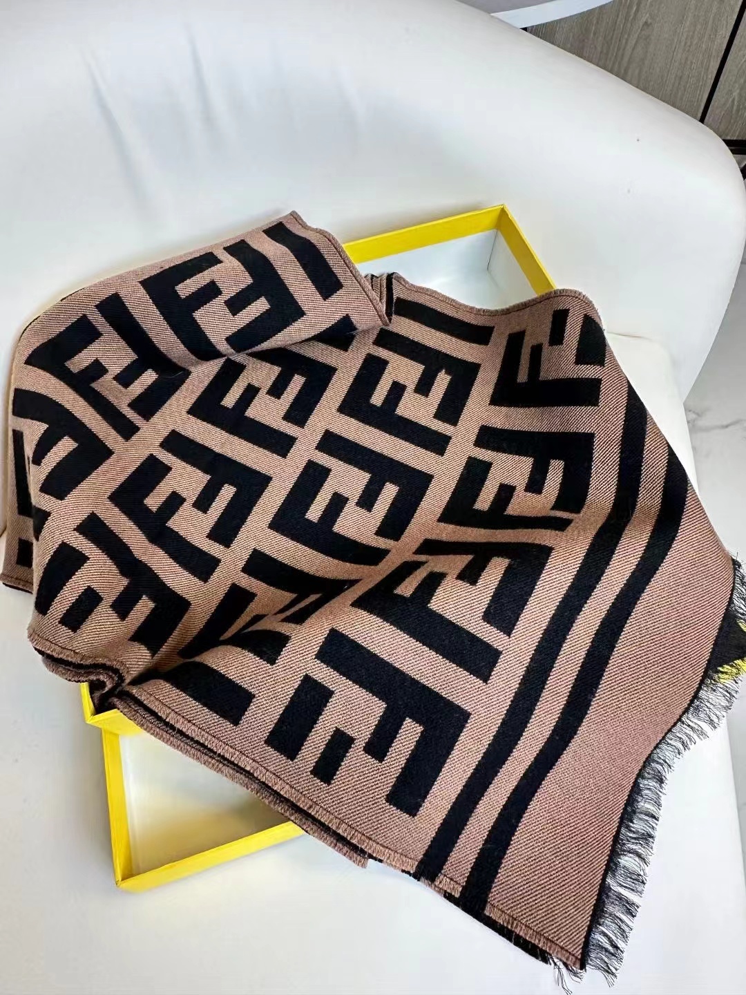 【▪️全网最好的Fendi!!王牌口碑款做特惠福利了❗️速度来抢,超值上头❗️】吊打乱七八糟的版本,最好