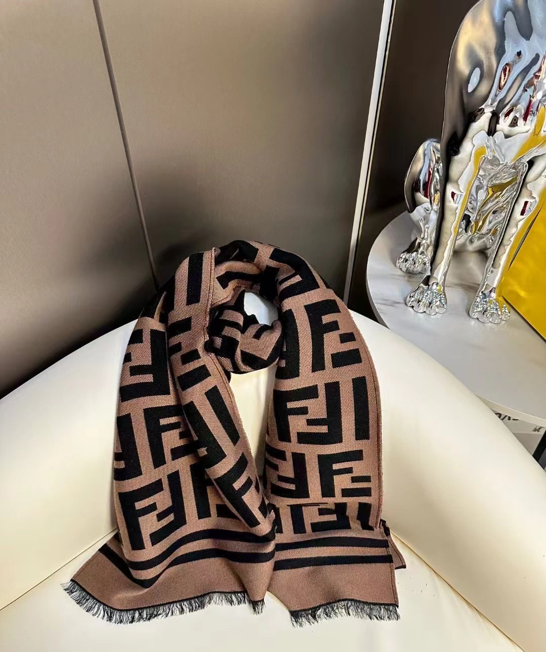 【▪️全网最好的Fendi!!王牌口碑款做特惠福利了❗️速度来抢,超值上头❗️】吊打乱七八糟的版本,最好