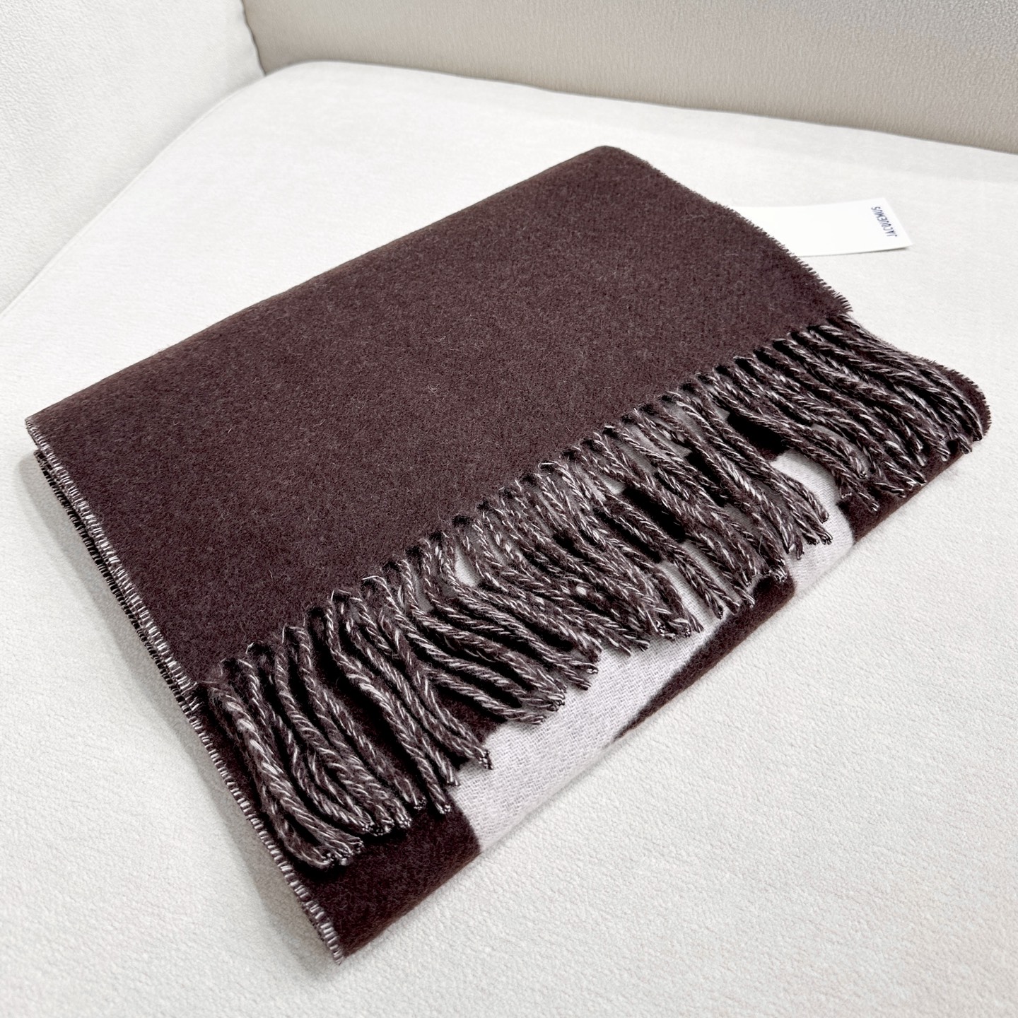 ✨Jacquemus 双面围巾❗今年真的被疯狂种草 今年冬天就非宠这条 好看的要疯掉了，太有型太有魅力了