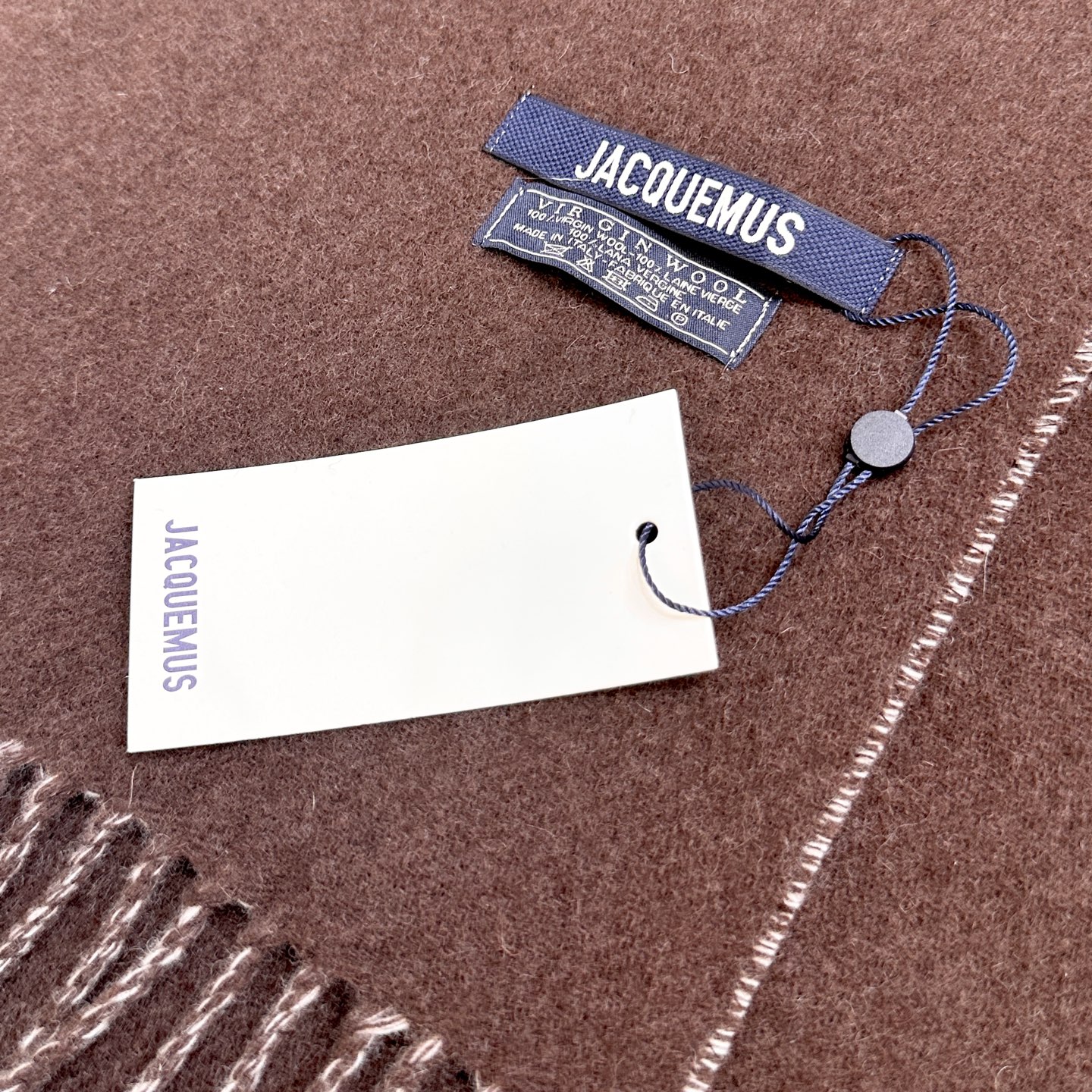 ✨Jacquemus 双面围巾❗今年真的被疯狂种草 今年冬天就非宠这条 好看的要疯掉了，太有型太有魅力了