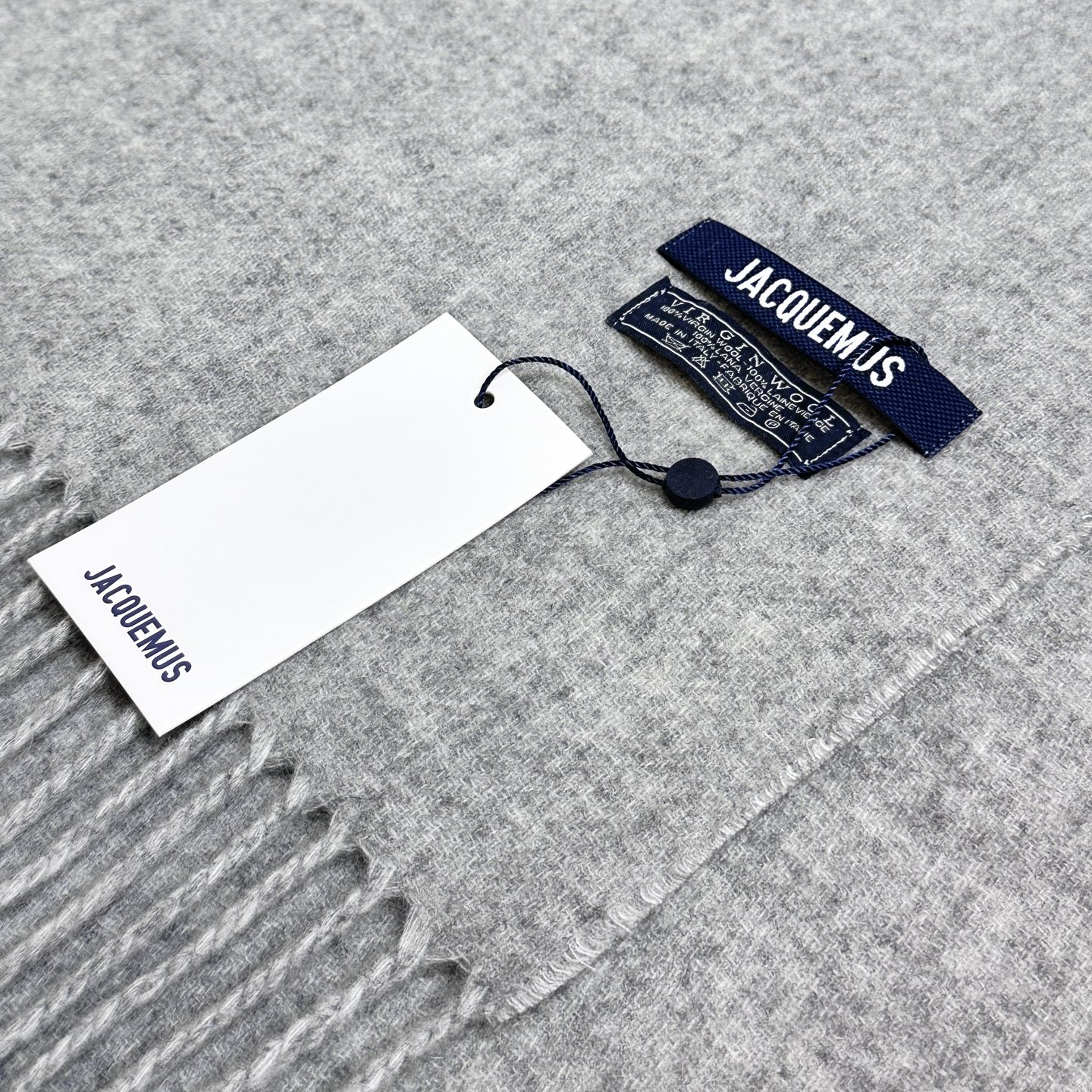 ✨Jacquemus 双面围巾❗今年真的被疯狂种草 今年冬天就非宠这条 好看的要疯掉了，太有型太有魅力了