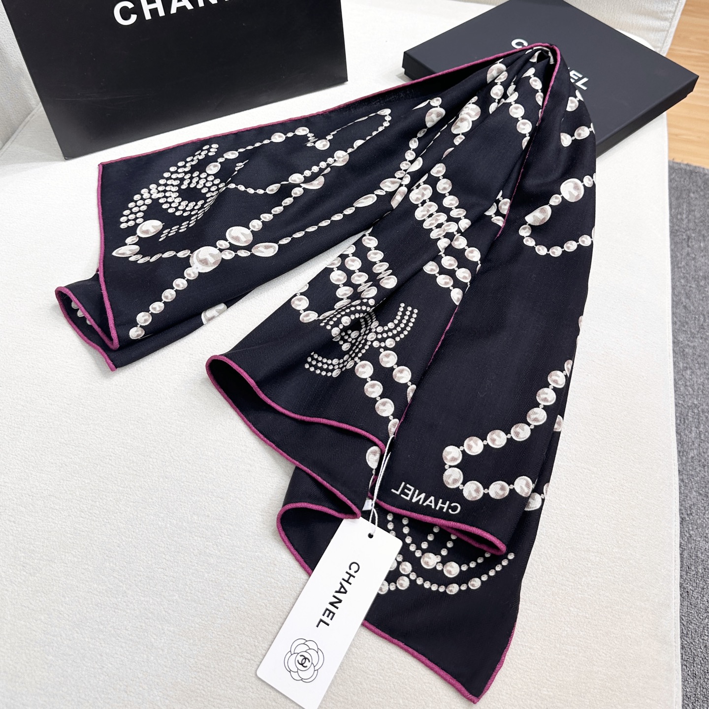 💃🏻💃🏻【项链饰品印花羊绒110】双面丝绒 ❤️女人尤物 货极少 四季都可以用‼️真心美的让人非常非常心