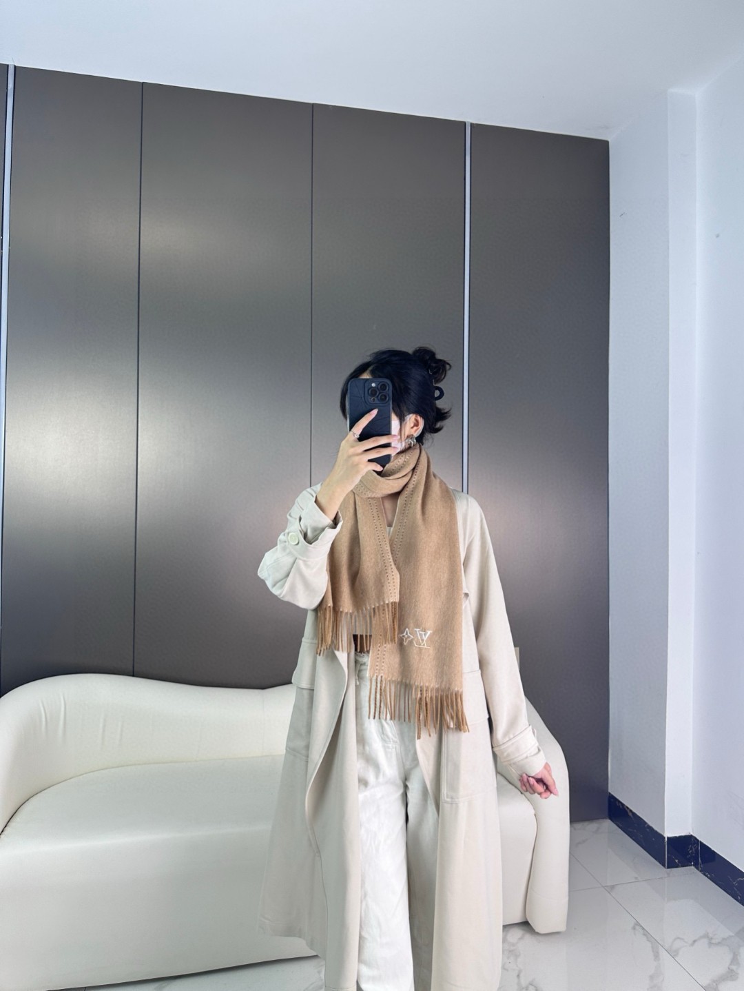 怒赞自留，难得的高端女款‼️家属福利‼️LV非常正的男女围巾~面料大爱，非常柔软细腻舒服，‼️大气简约，