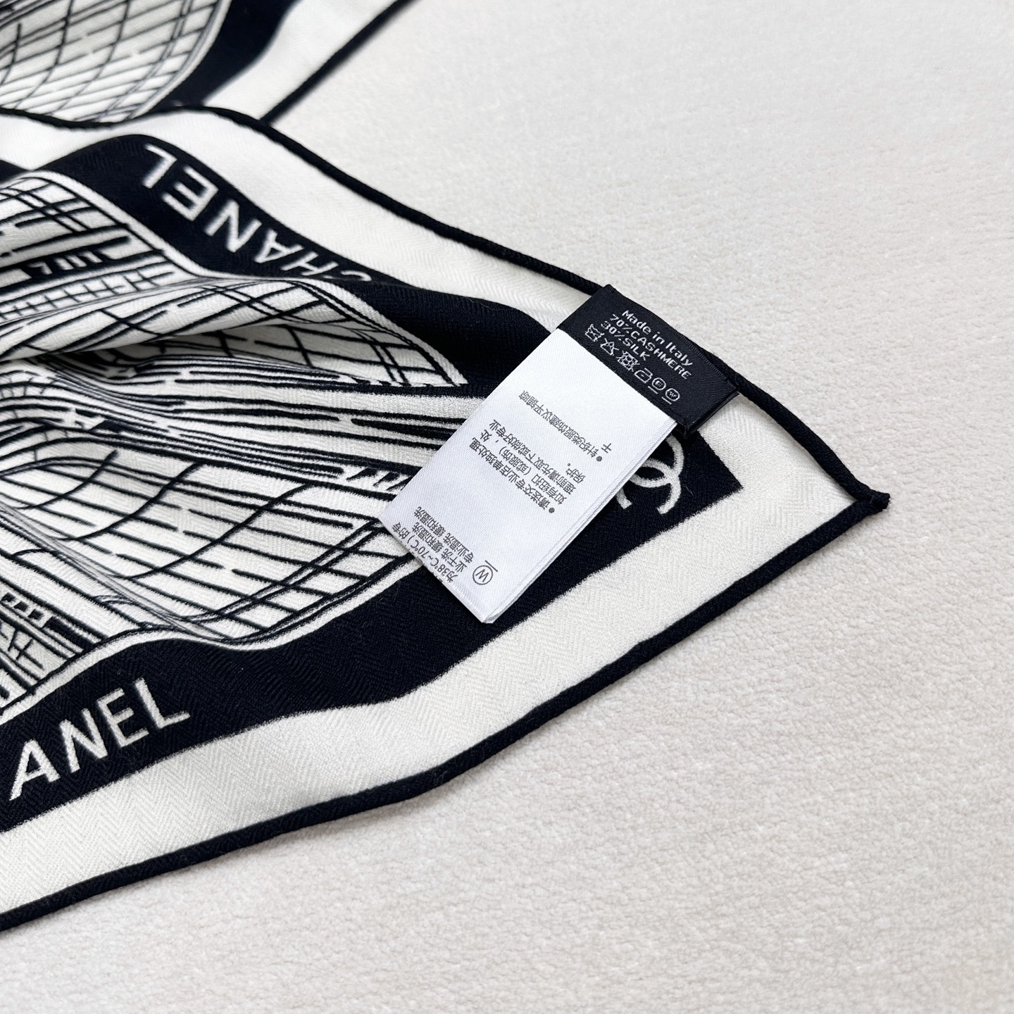 💟2025年秋冬新款💖💖💃🏻💃🏻香奈儿 丝羊绒方巾‼️抢‼️VIP推荐 ‼️👍下手一定要快【高端 大爱