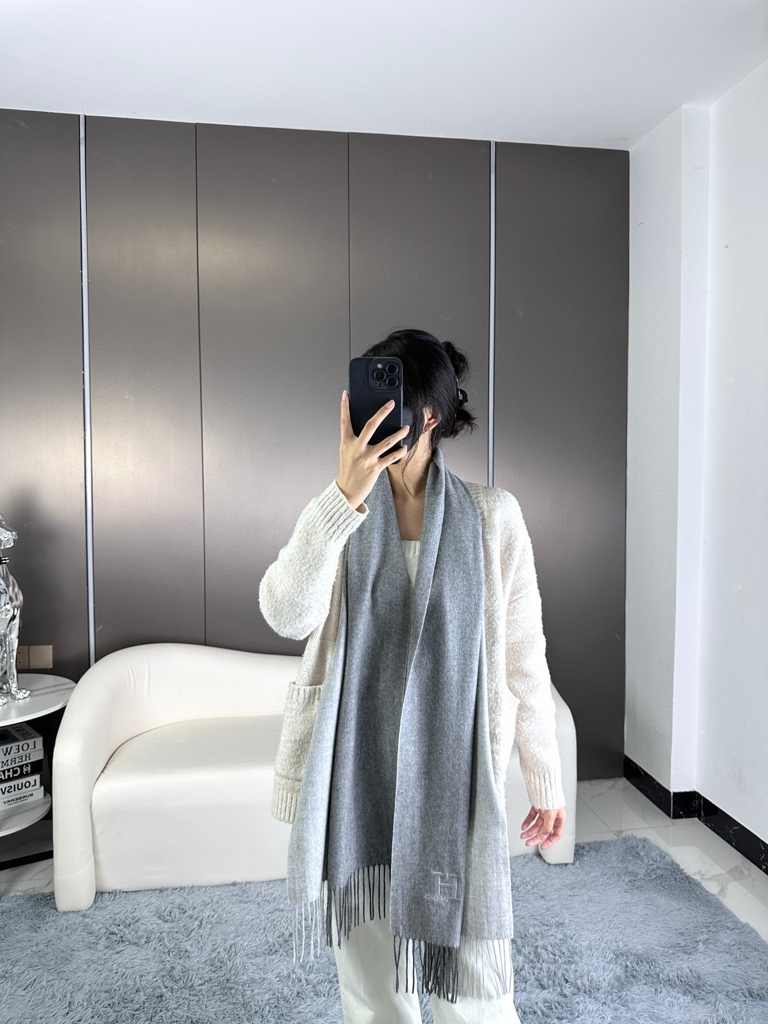 上新！Hermes · 爱马仕，大H难得一见的温柔配色，低调又不失优雅❗️】重点推荐❗️双边配色，一条围