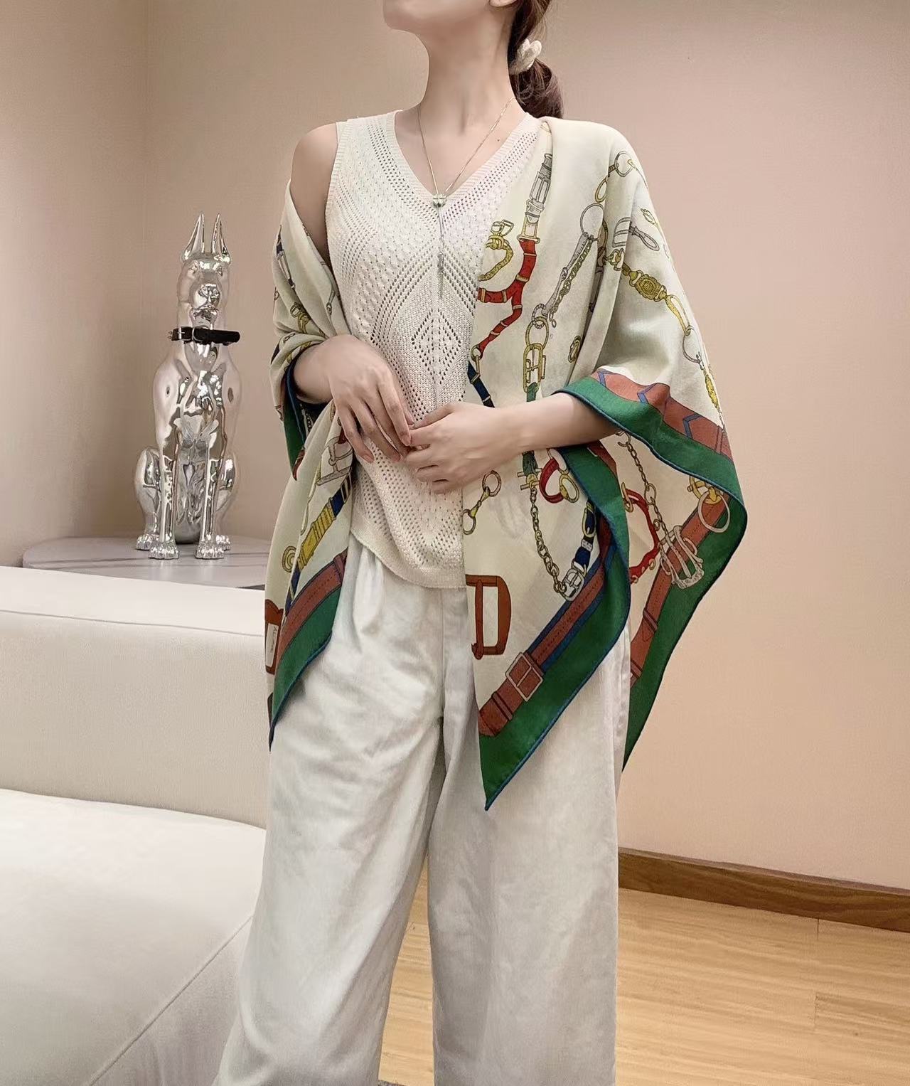 2025年专柜同步 最新款Hermes【双面同色】【跃动的马儿 140】‼️顶级丝羊绒工艺超值‼️爱马仕