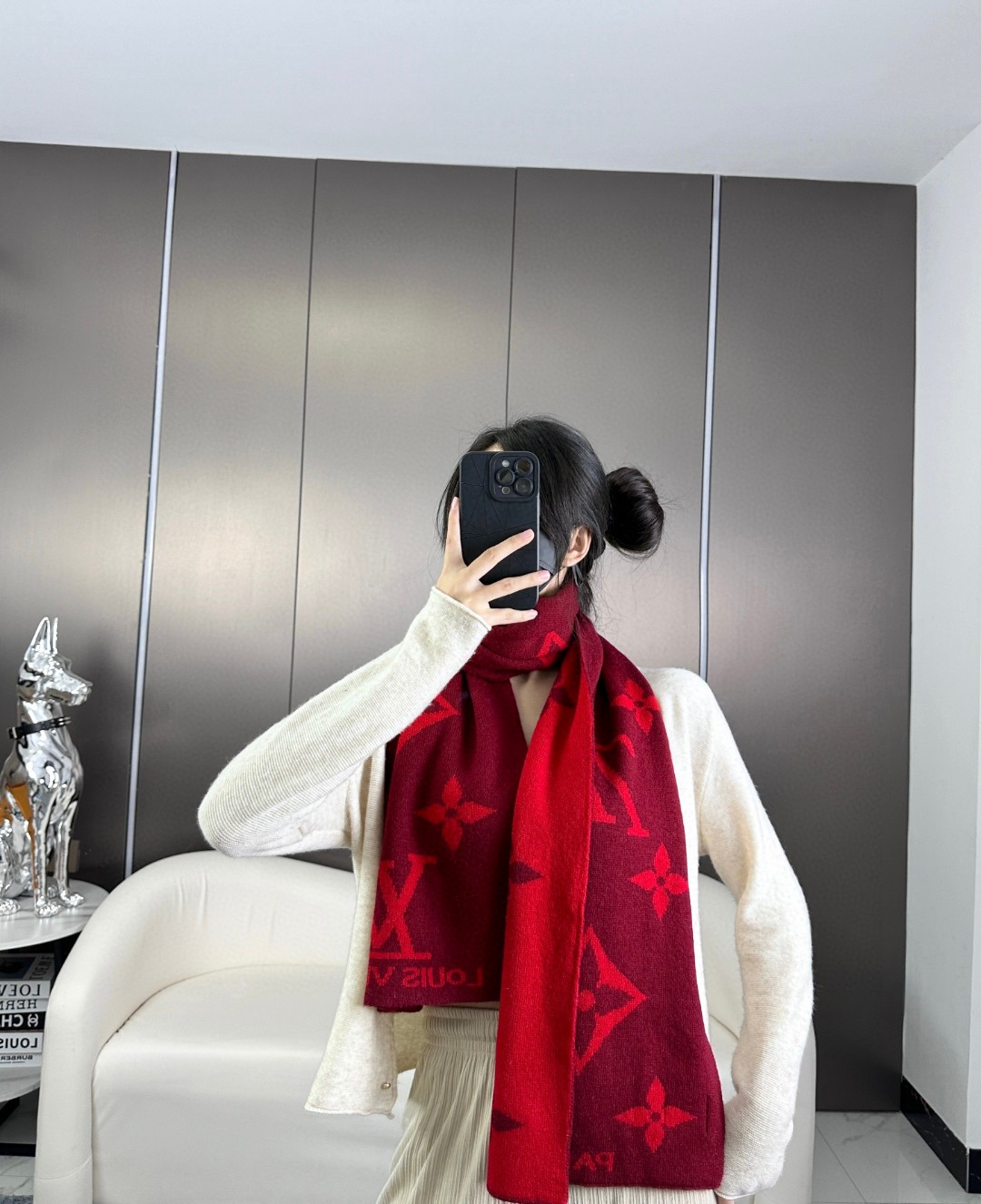 爆款上新 ！🌾最新情侣款👍👍LV 独家牛货🐂 奢华尽在尺寸之间，高端品质‼️具有超高羊绒品质才会被此品牌