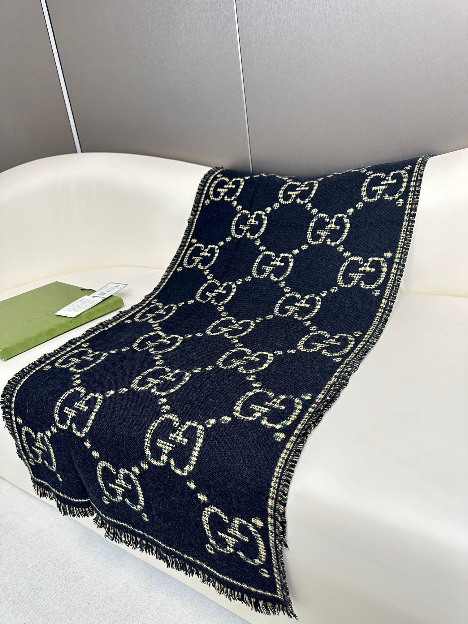 高版本！GG图案中的经典王‼️渠道原单正品♥️ 稀有的原标齐全！官网同款货号，配有流苏饰边的精致双面提花