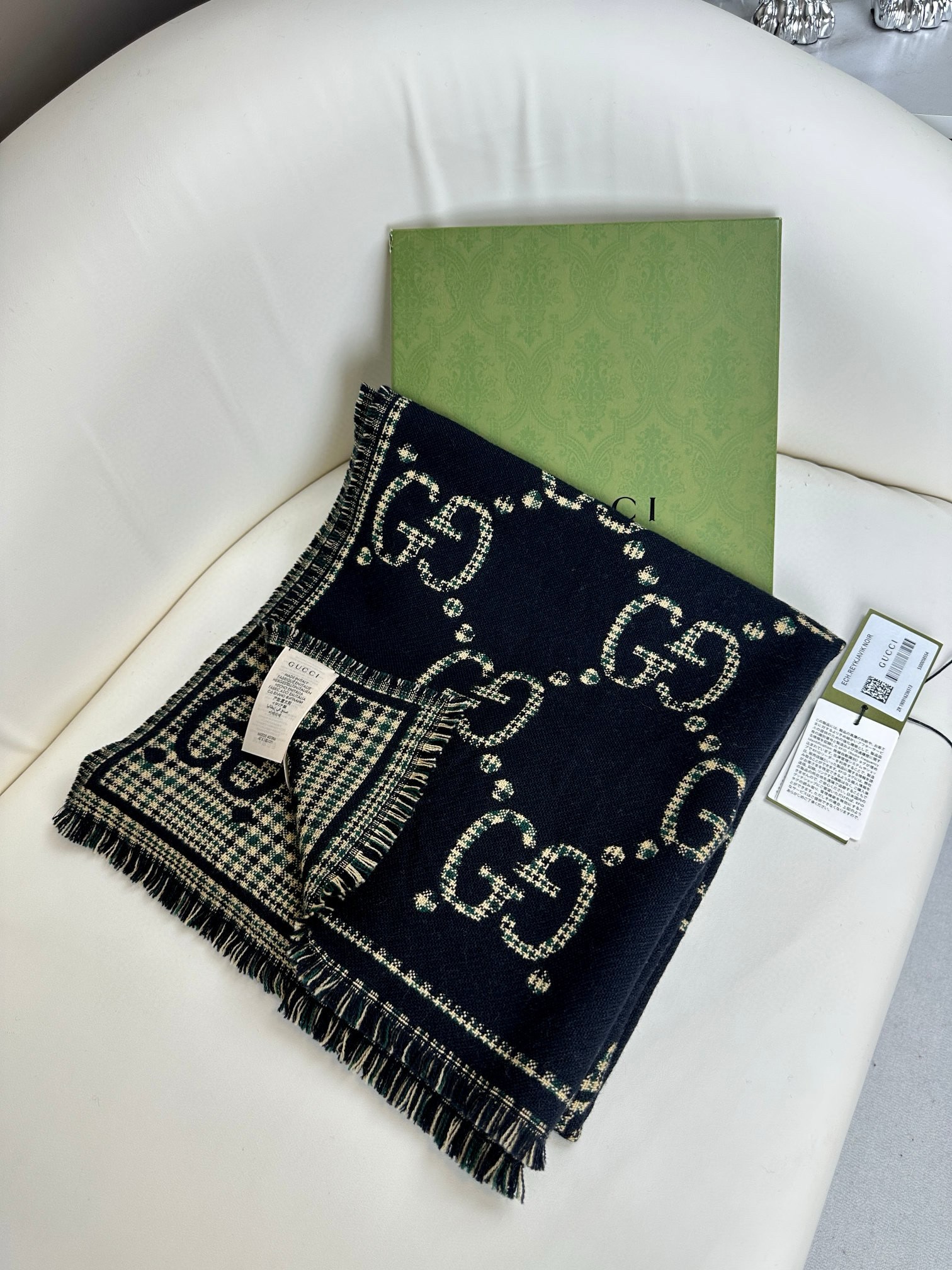 高版本！GG图案中的经典王‼️渠道原单正品♥️ 稀有的原标齐全！官网同款货号，配有流苏饰边的精致双面提花