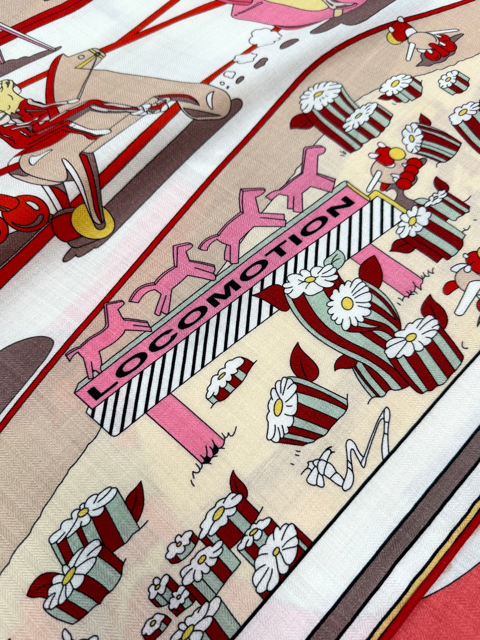 🌾专柜同步 Hermes推荐[玫瑰]顶级工艺超值‼️爱马仕专柜爆款羊绒方巾💟立体呈现图案纹路实物档次极高