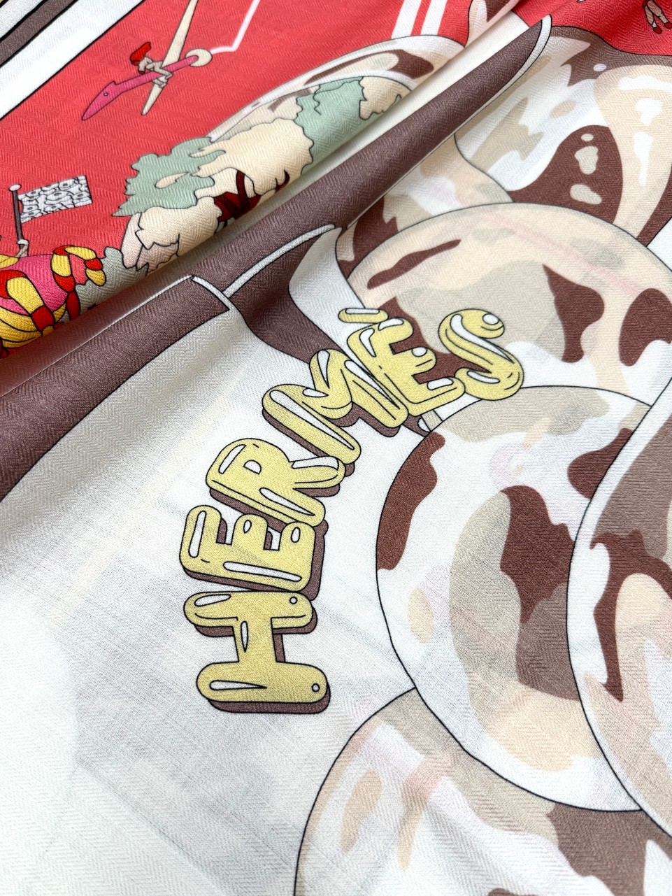 🌾专柜同步 Hermes推荐[玫瑰]顶级工艺超值‼️爱马仕专柜爆款羊绒方巾💟立体呈现图案纹路实物档次极高