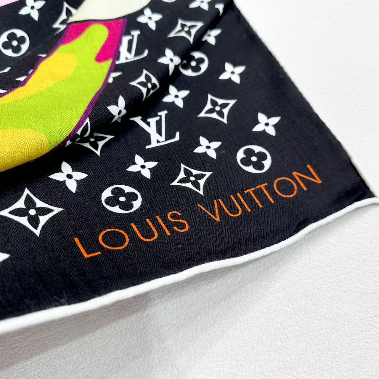 LV x TM SUPERFLAT方巾【顶级丝绒双面同色方巾】LV x TM Monogram SuPe