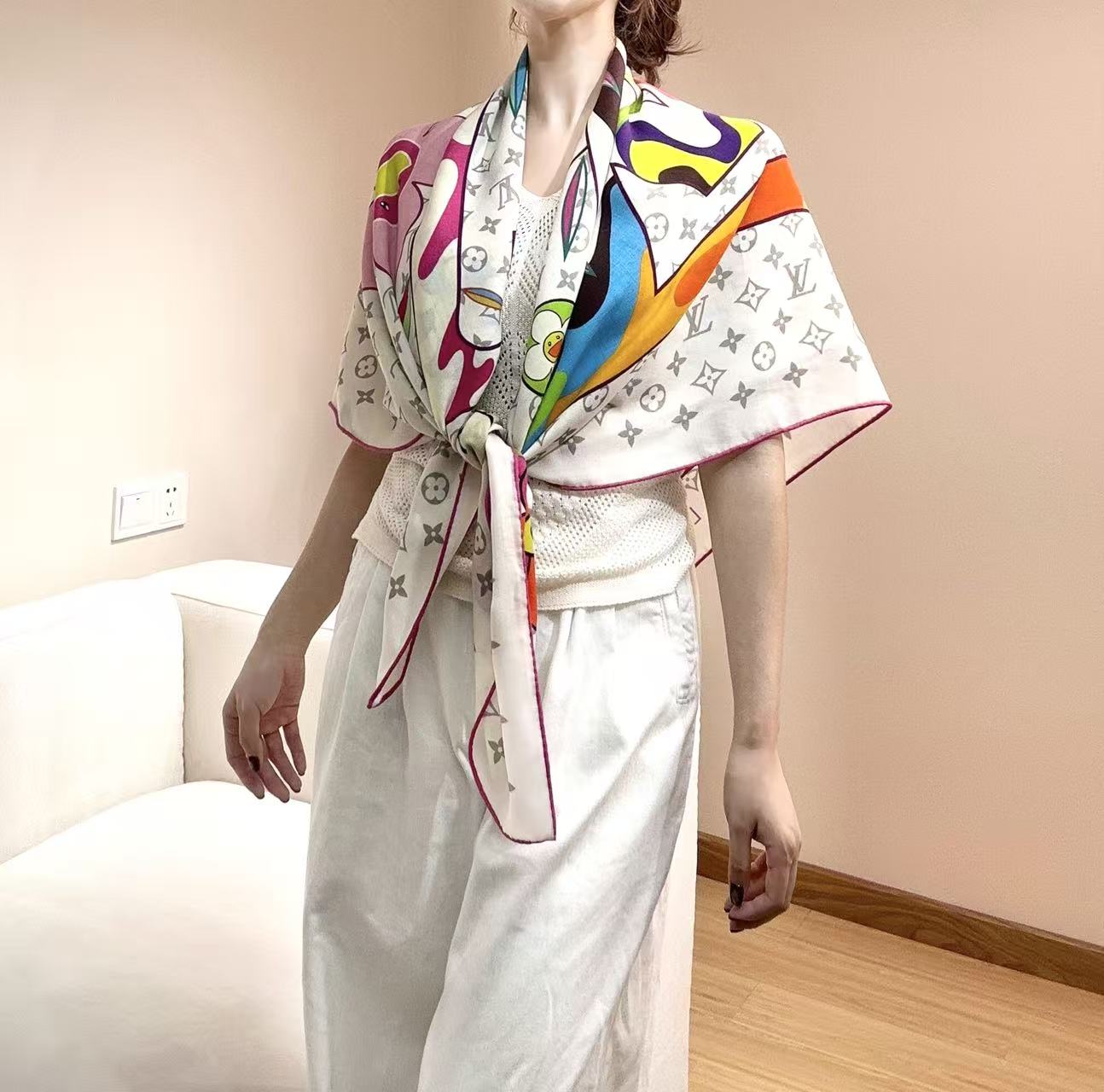 LV x TM SUPERFLAT方巾【顶级丝绒双面同色方巾】LV x TM Monogram SuPe