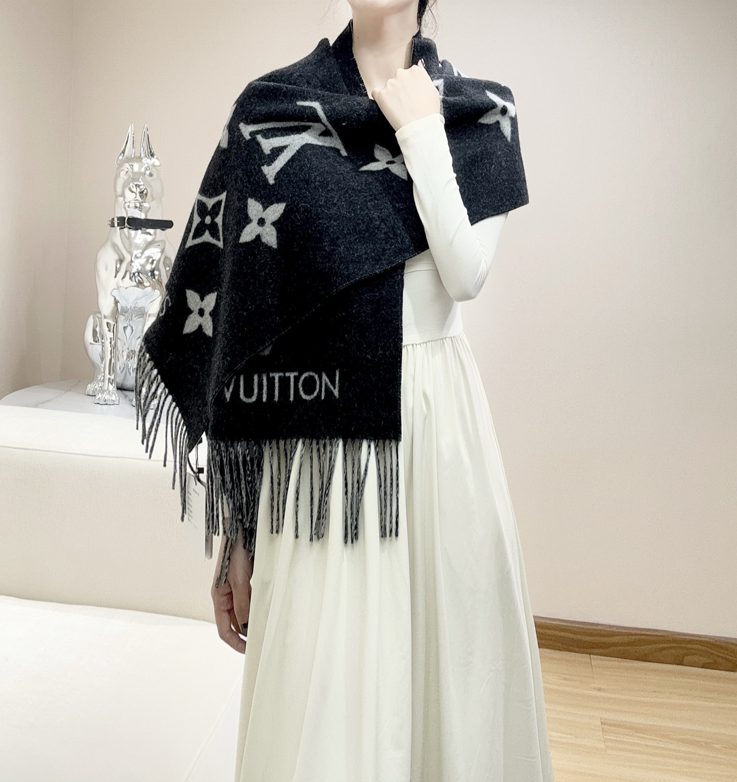 Louis Vuitton 最新品质到货 每个色都有对应的编码 有带芯片