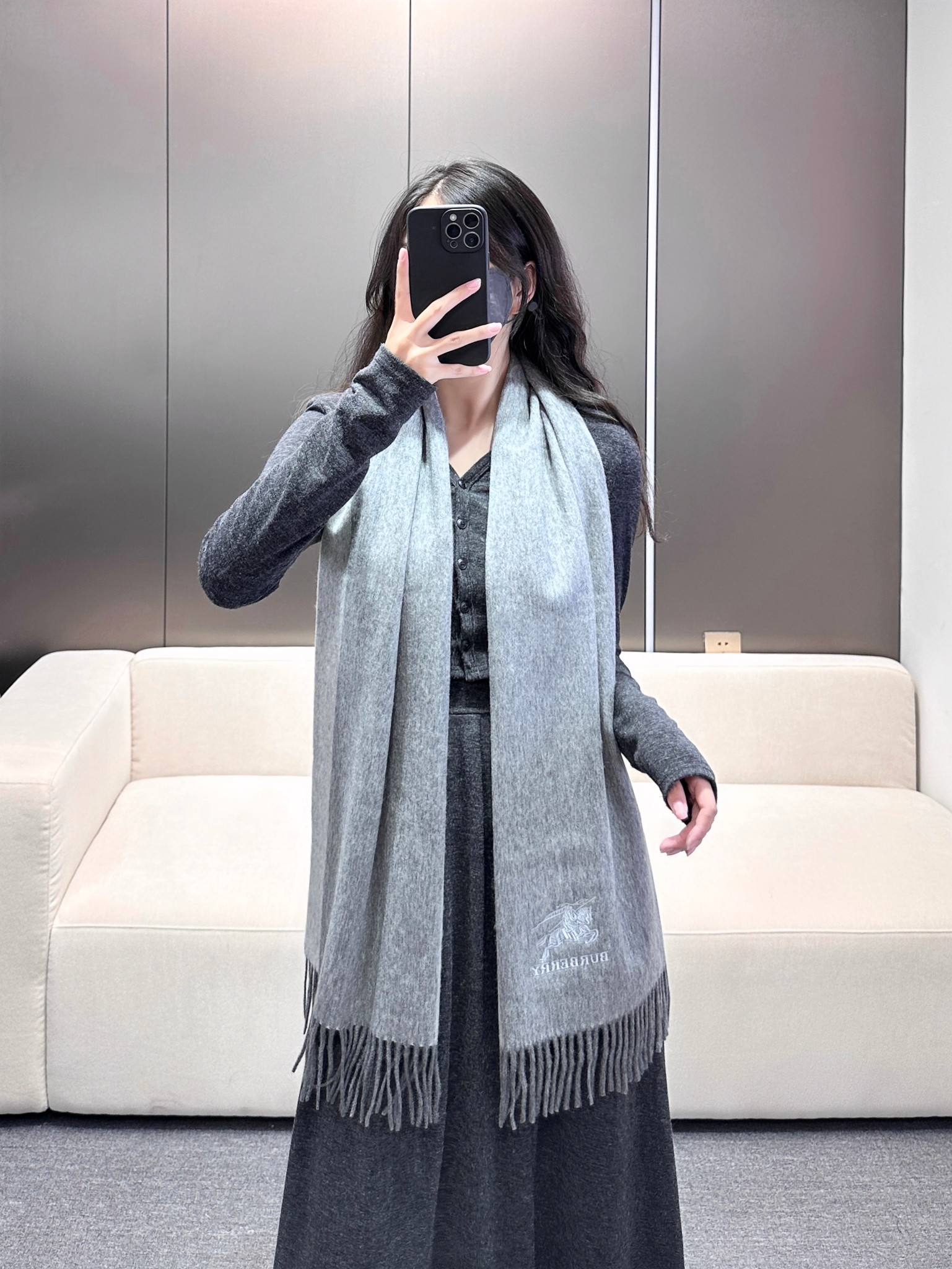 🔥 巴宝莉【刺绣战马】2024 最新款男女通用情侣款👫重磅推荐💥 经典的格子，永不过时🔥非常保暖柔软亲肤