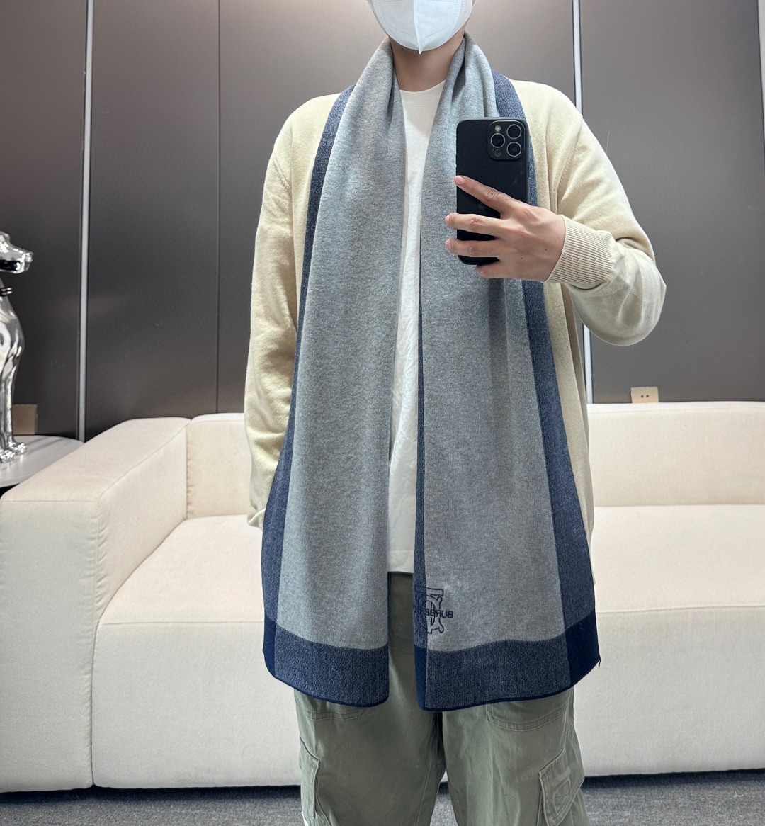 Burberry爆款上新 高端男士围巾👍【TB羊绒格纹】独家牛货🐂 奢华尽在尺寸之间，高端品质‼️具有超