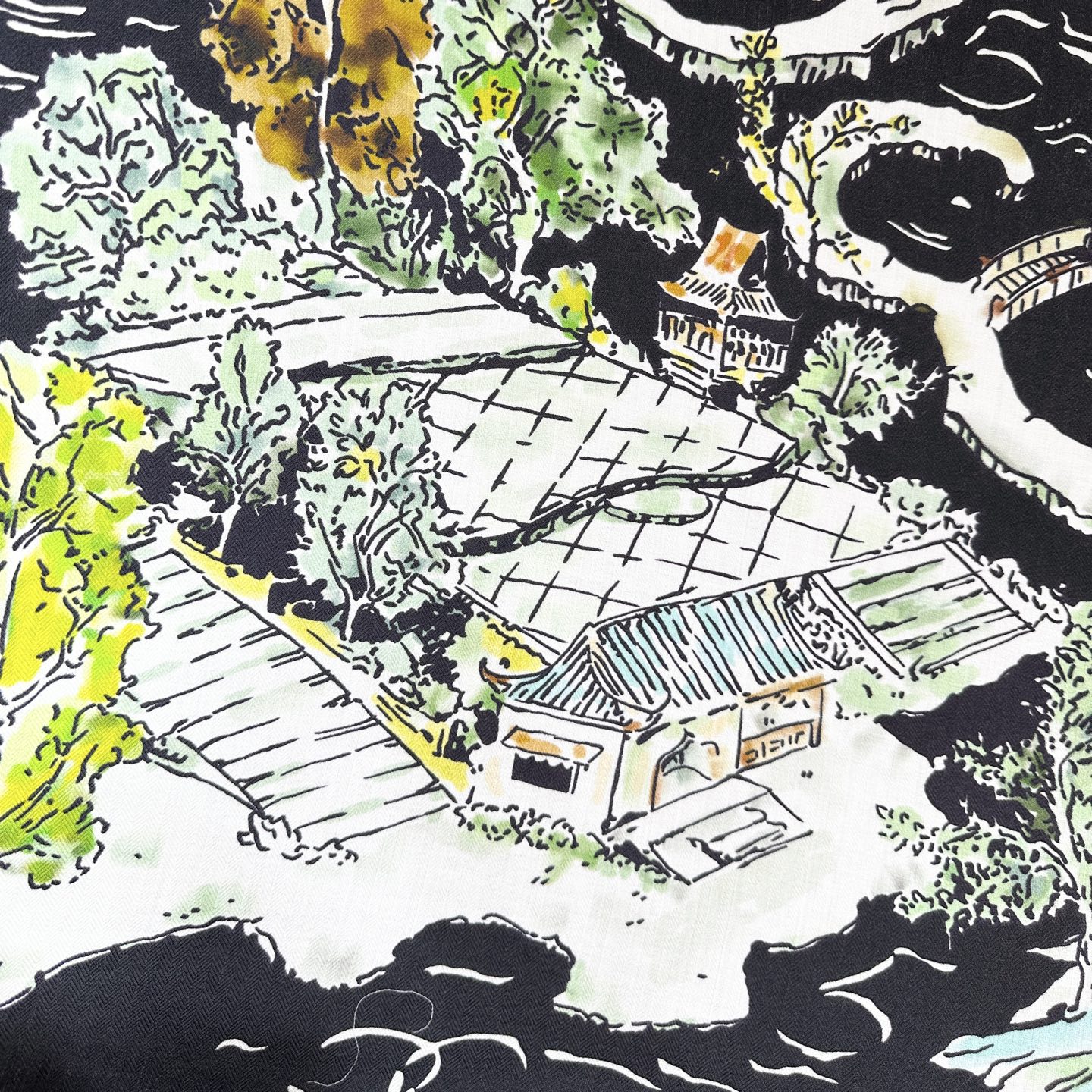 香奈儿上新❤️【Chanel】 经典茶花优雅Coco风，Chanel最新丝绒大方巾~气质到骨子里，香奶奶