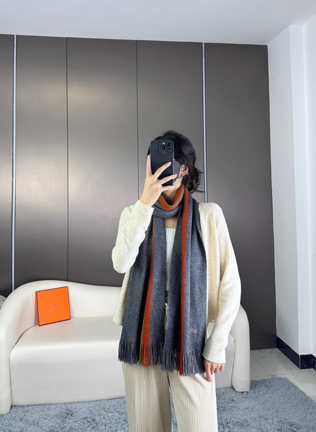 上新！2023年男女同款，百分百纯羊绒 Hermes（爱马仕）同步专柜，高端羊绒针织围巾！】可正式，可随