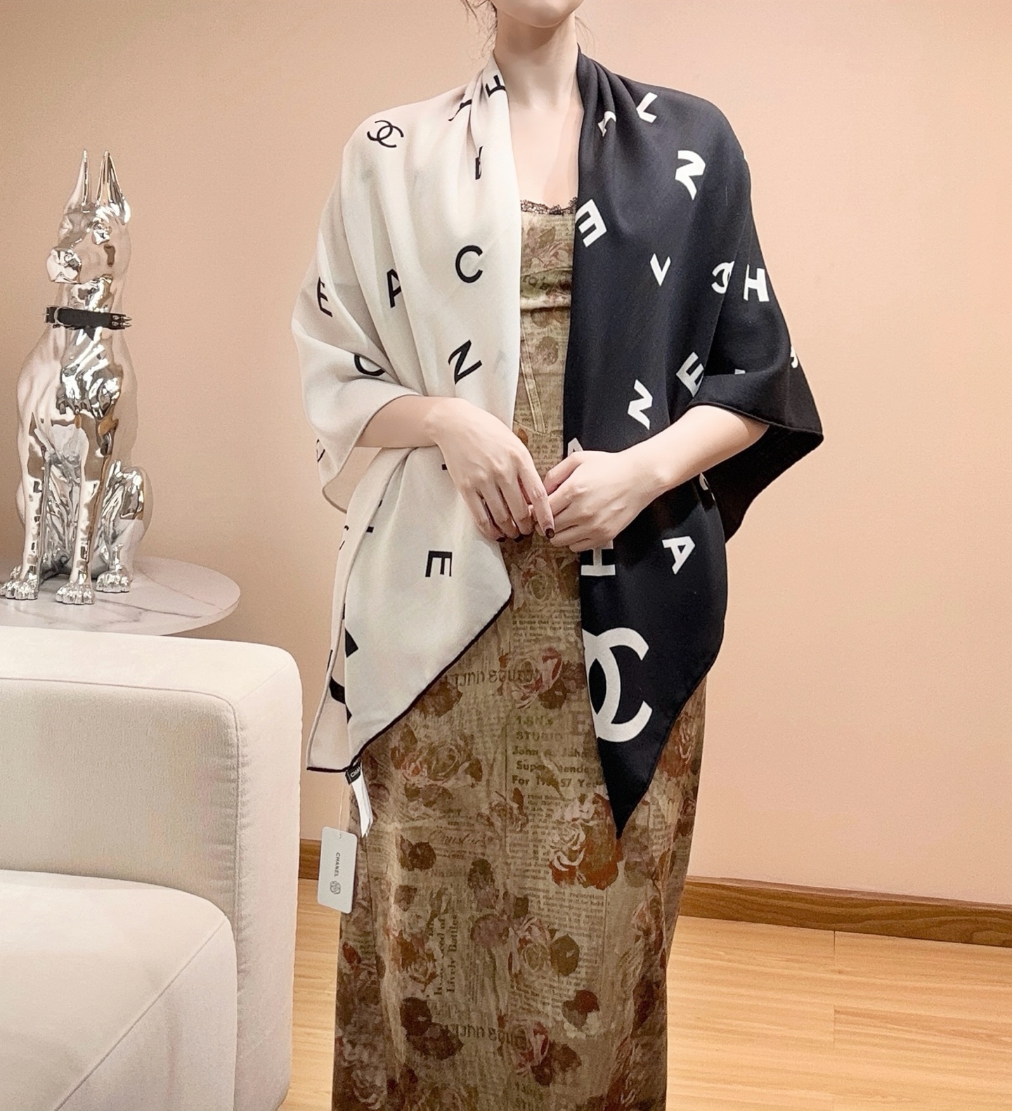 💟新品上新🌈Chanel 25年秋冬新品丝绒 Chanel 25s秋【140顶级丝毛双面同色披肩】 秋冬